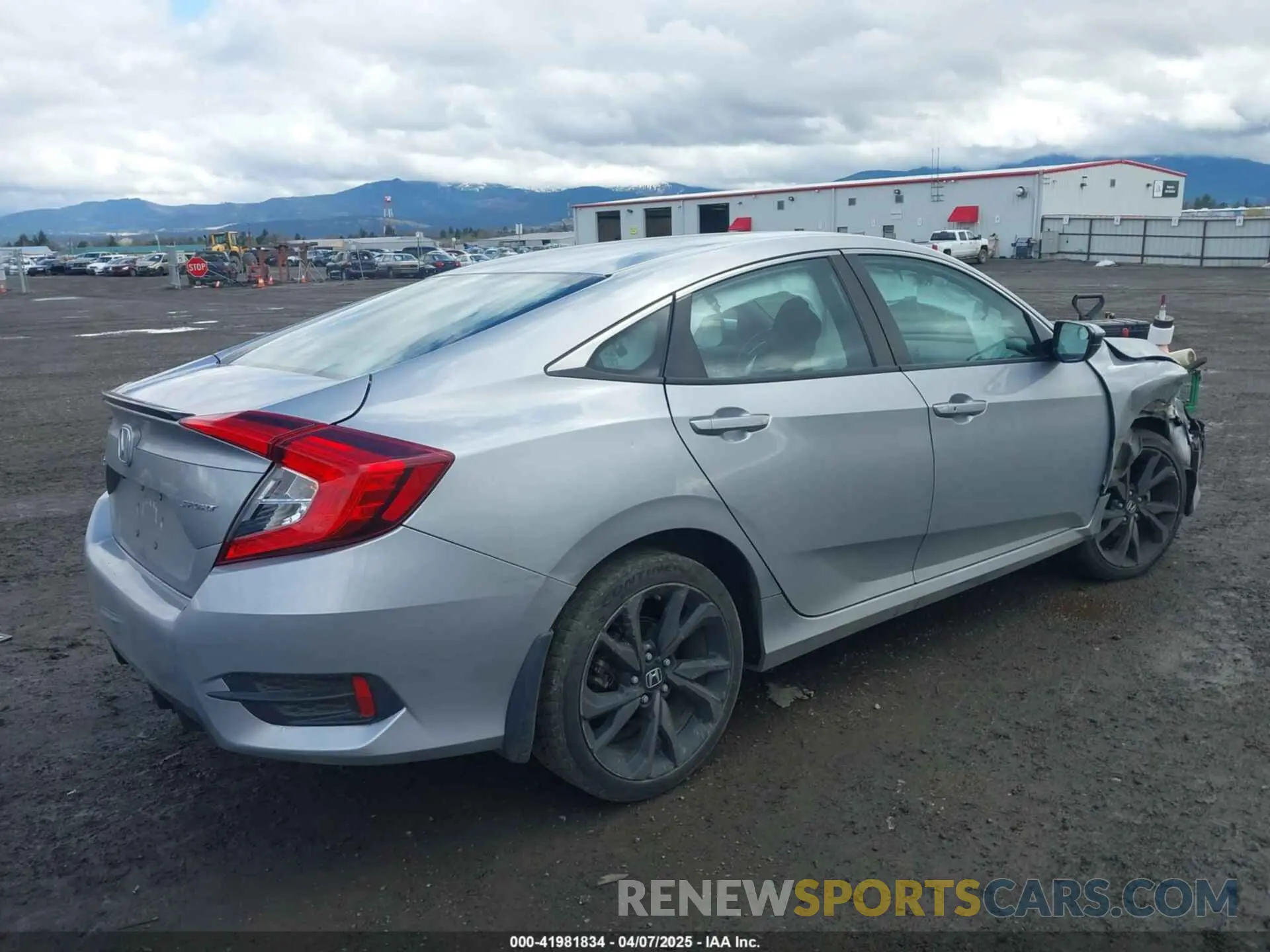4 Photograph of a damaged car 19XFC2F82LE214820 HONDA CIVIC 2020