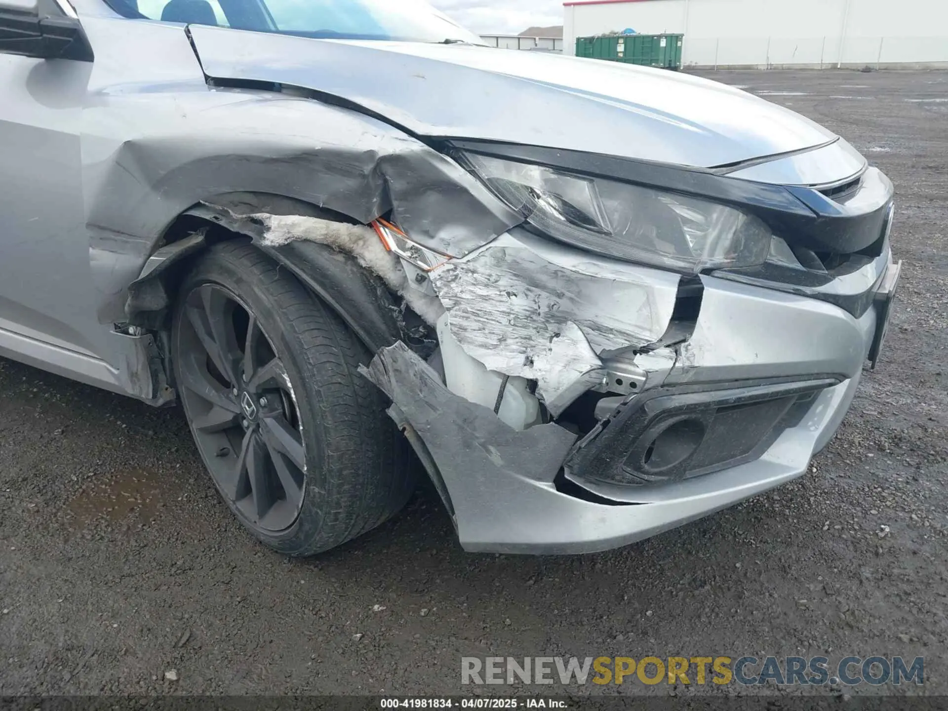 6 Photograph of a damaged car 19XFC2F82LE214820 HONDA CIVIC 2020