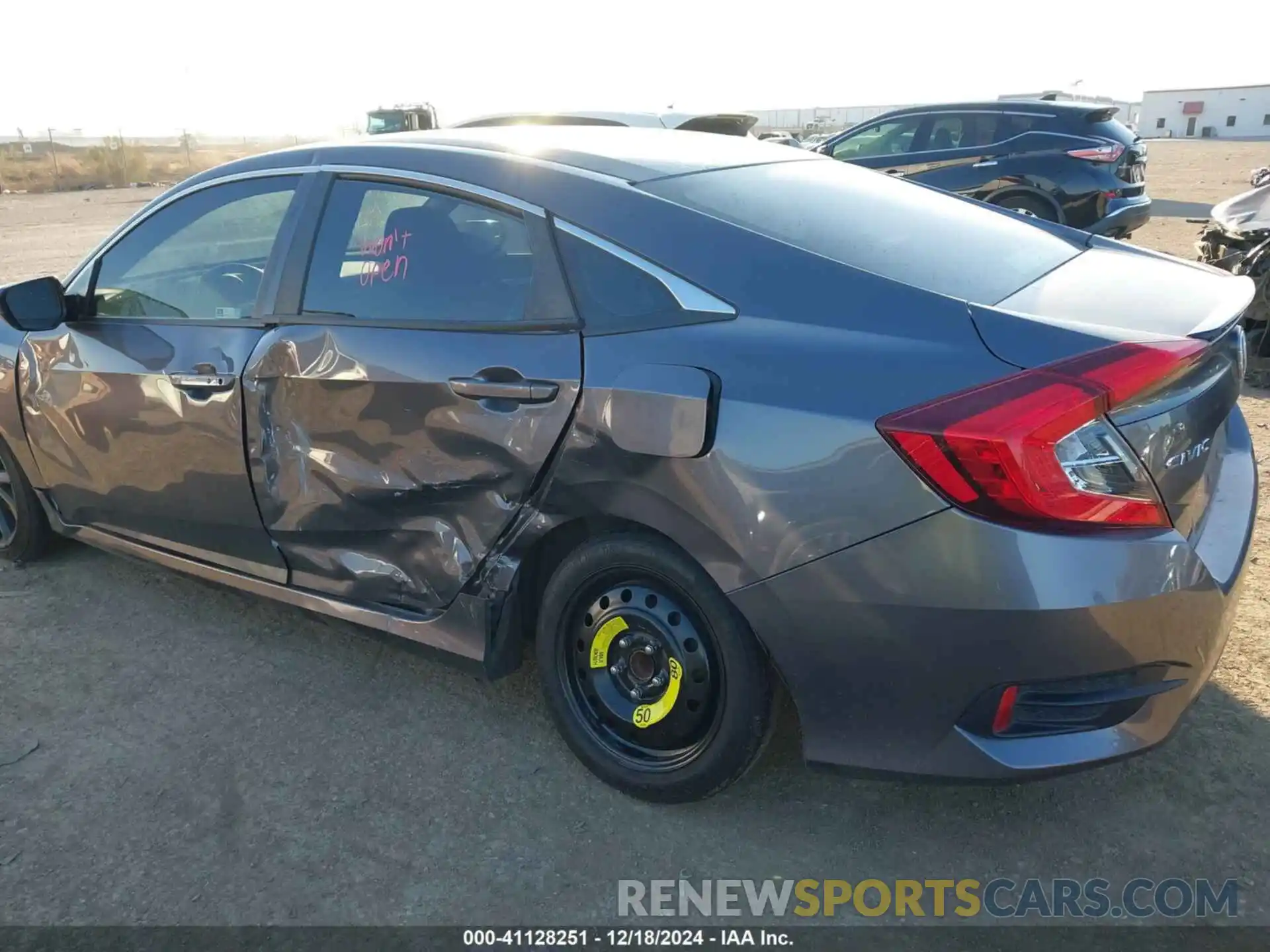 6 Photograph of a damaged car 19XFC2F83LE026937 HONDA CIVIC 2020