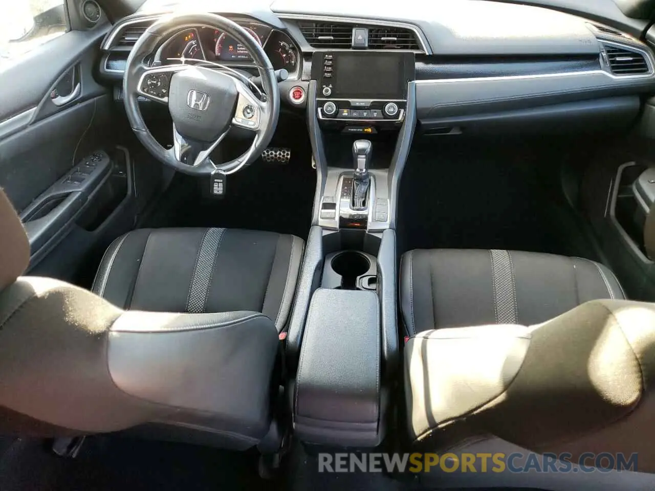 8 Photograph of a damaged car 19XFC2F83LE211893 HONDA CIVIC 2020