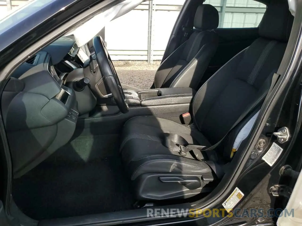 7 Photograph of a damaged car 19XFC2F84LE002615 HONDA CIVIC 2020