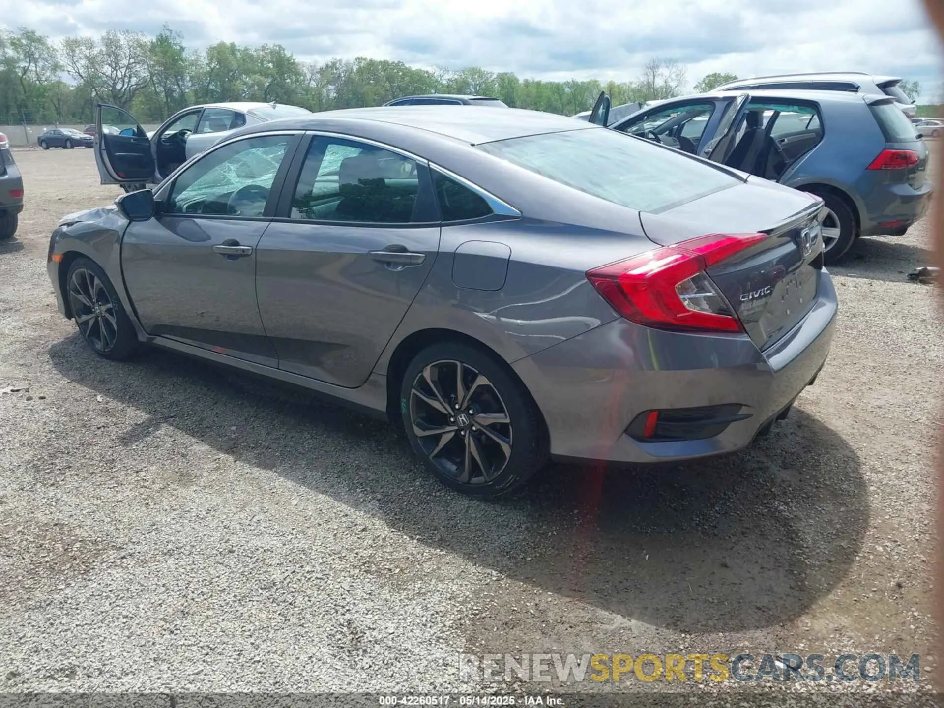 3 Photograph of a damaged car 19XFC2F84LE024887 HONDA CIVIC 2020