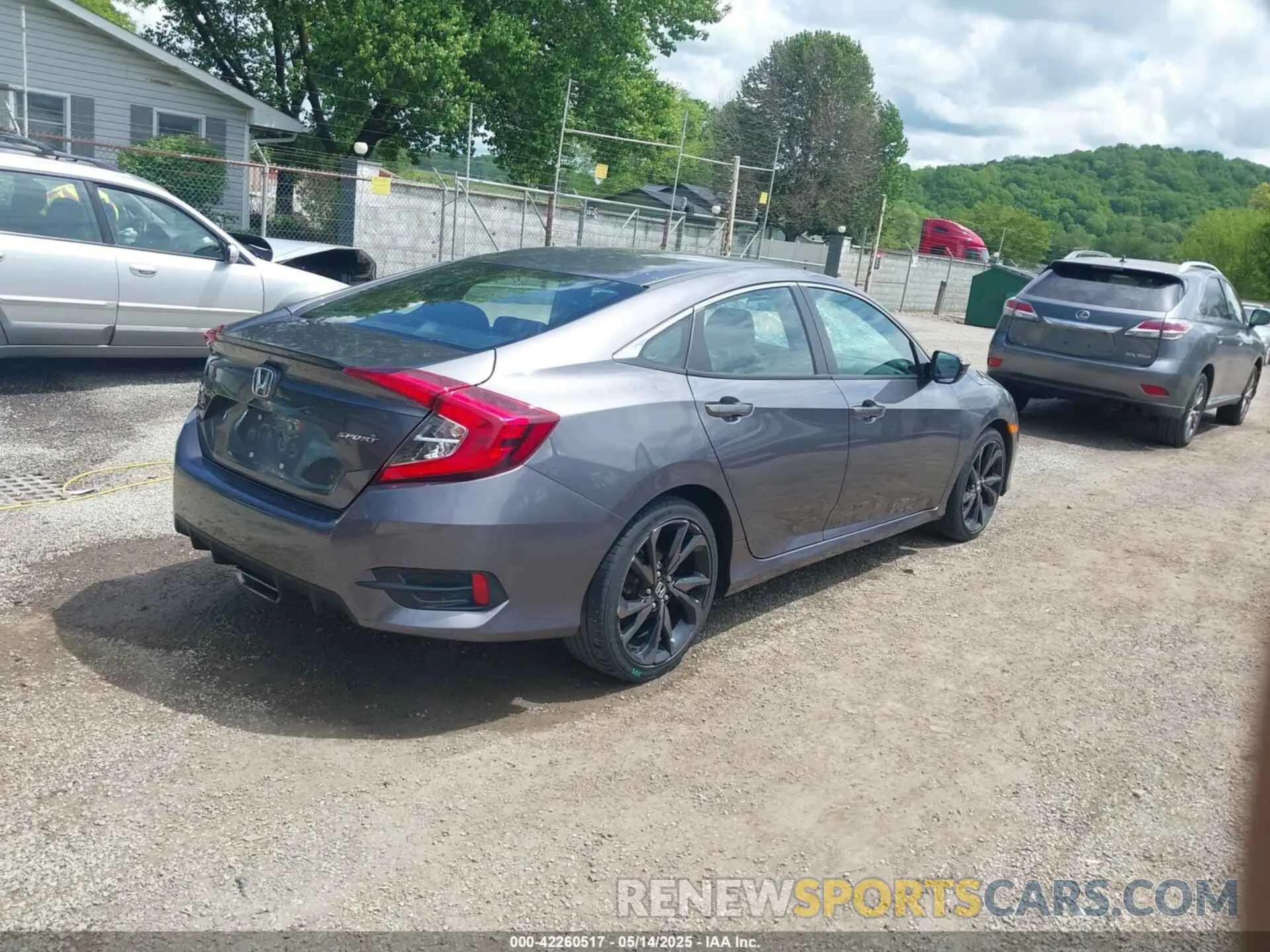 4 Photograph of a damaged car 19XFC2F84LE024887 HONDA CIVIC 2020