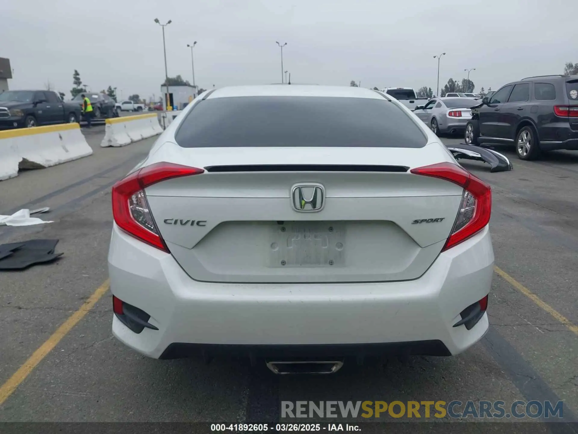16 Photograph of a damaged car 19XFC2F84LE209361 HONDA CIVIC 2020