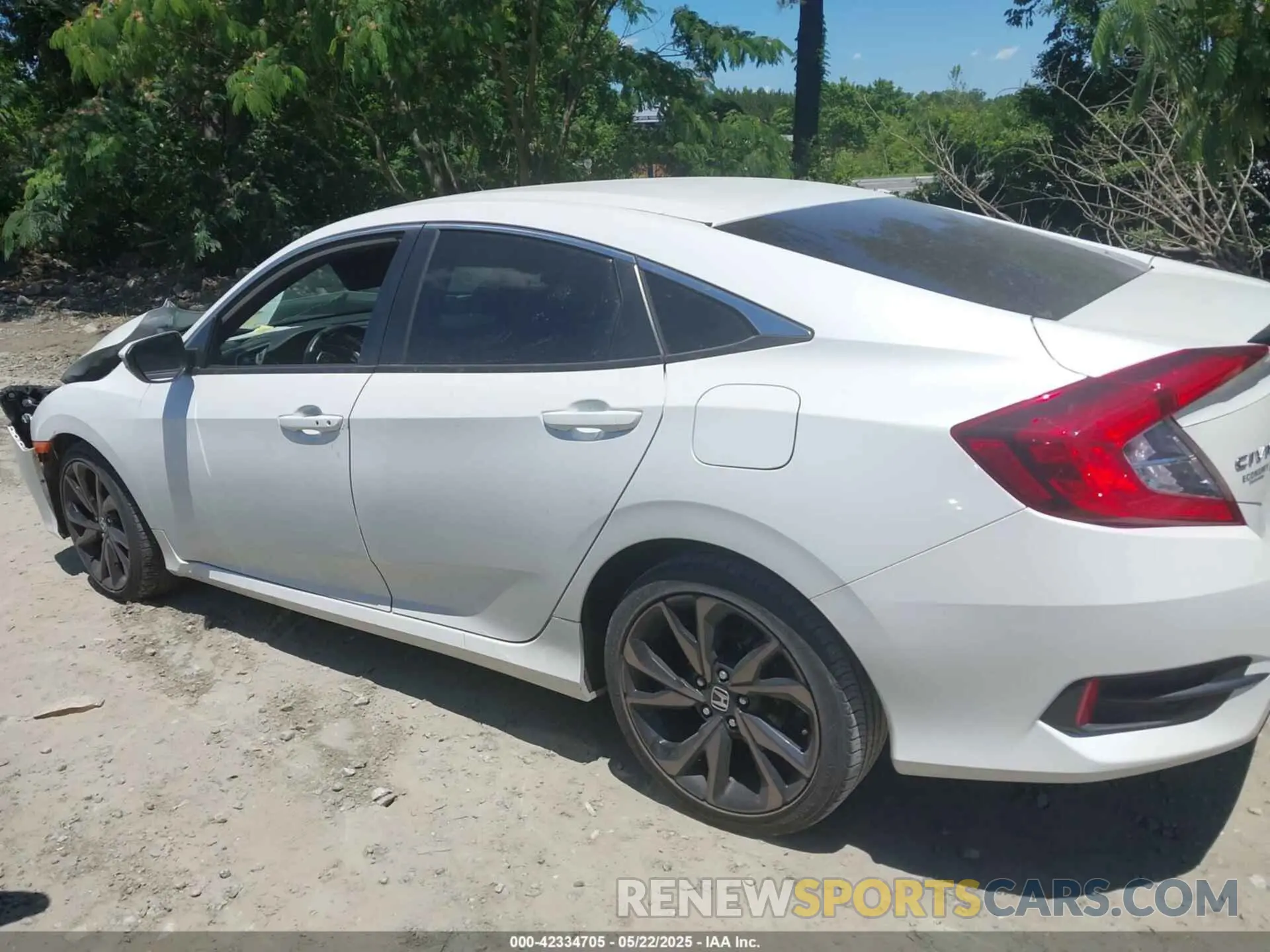 14 Photograph of a damaged car 19XFC2F85LE004289 HONDA CIVIC 2020