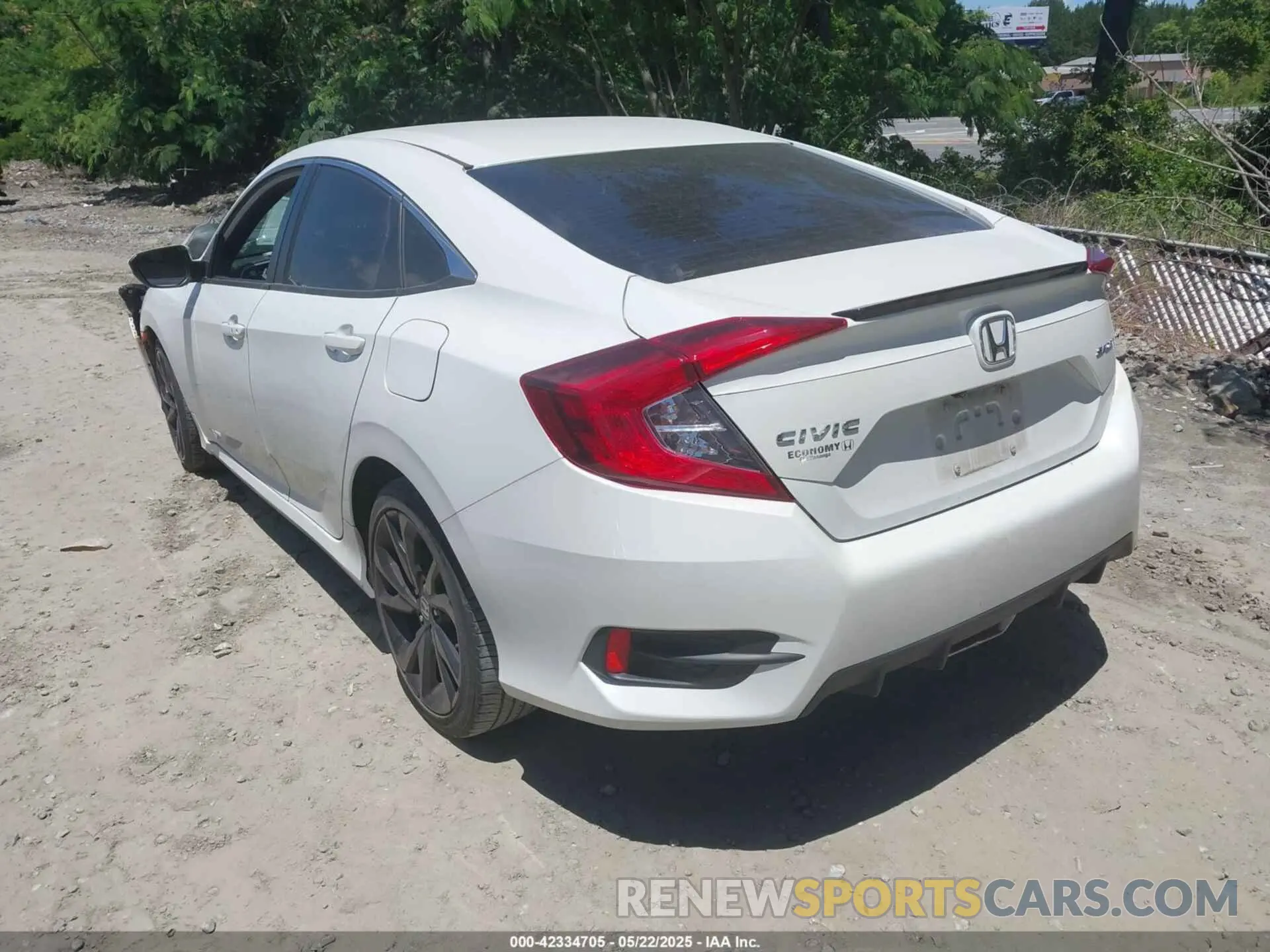 3 Photograph of a damaged car 19XFC2F85LE004289 HONDA CIVIC 2020