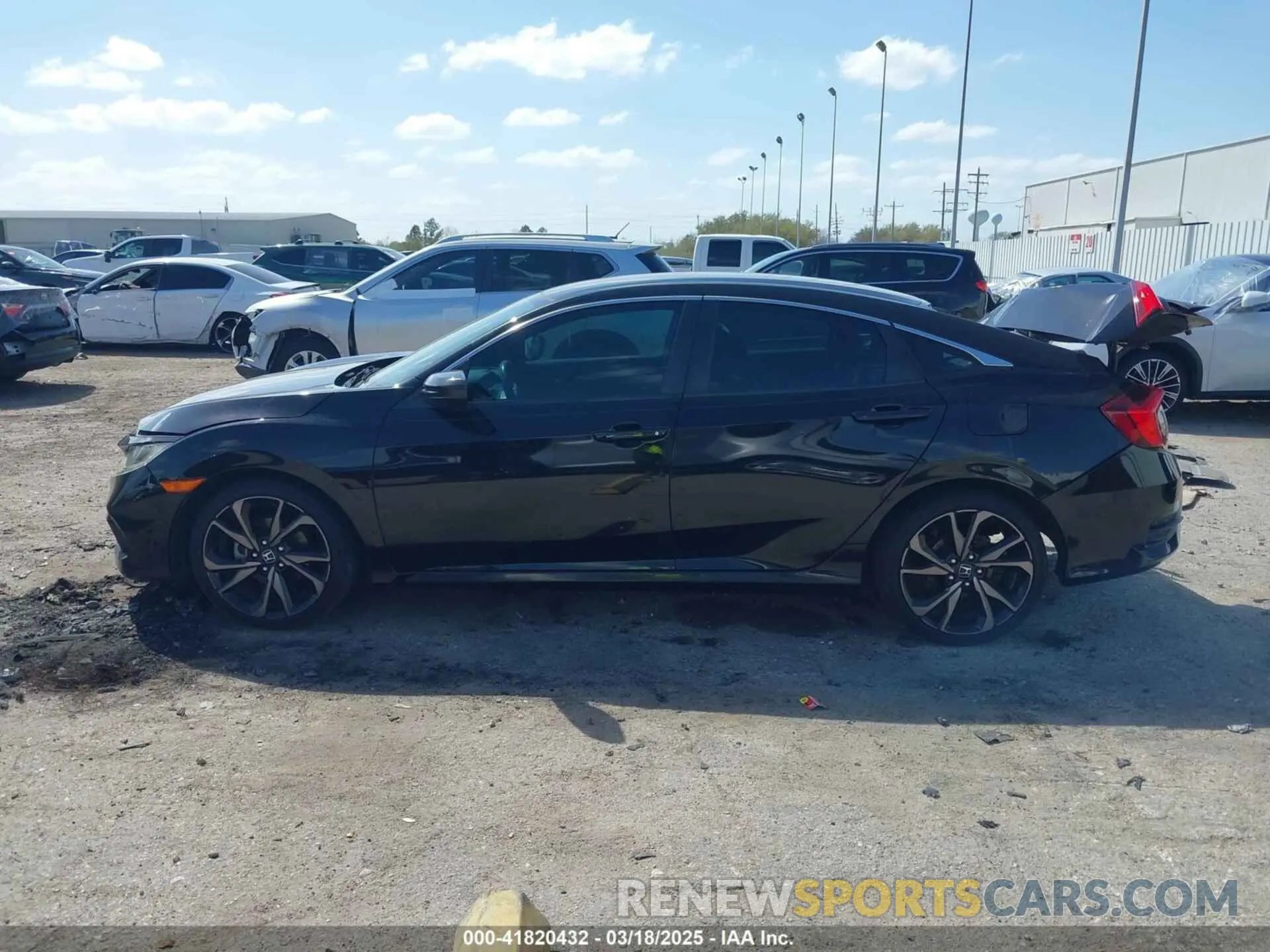 14 Photograph of a damaged car 19XFC2F85LE020492 HONDA CIVIC 2020