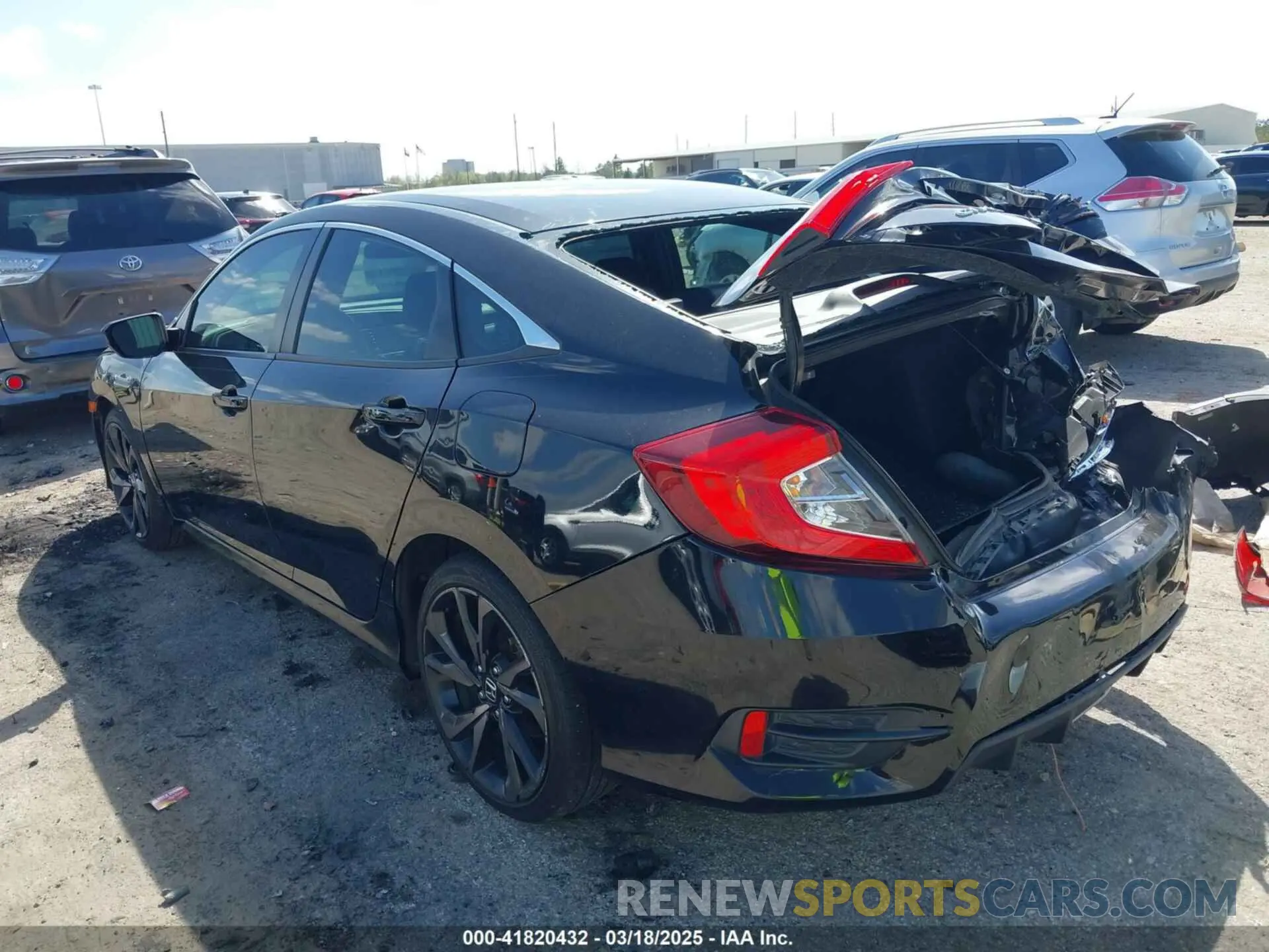3 Photograph of a damaged car 19XFC2F85LE020492 HONDA CIVIC 2020