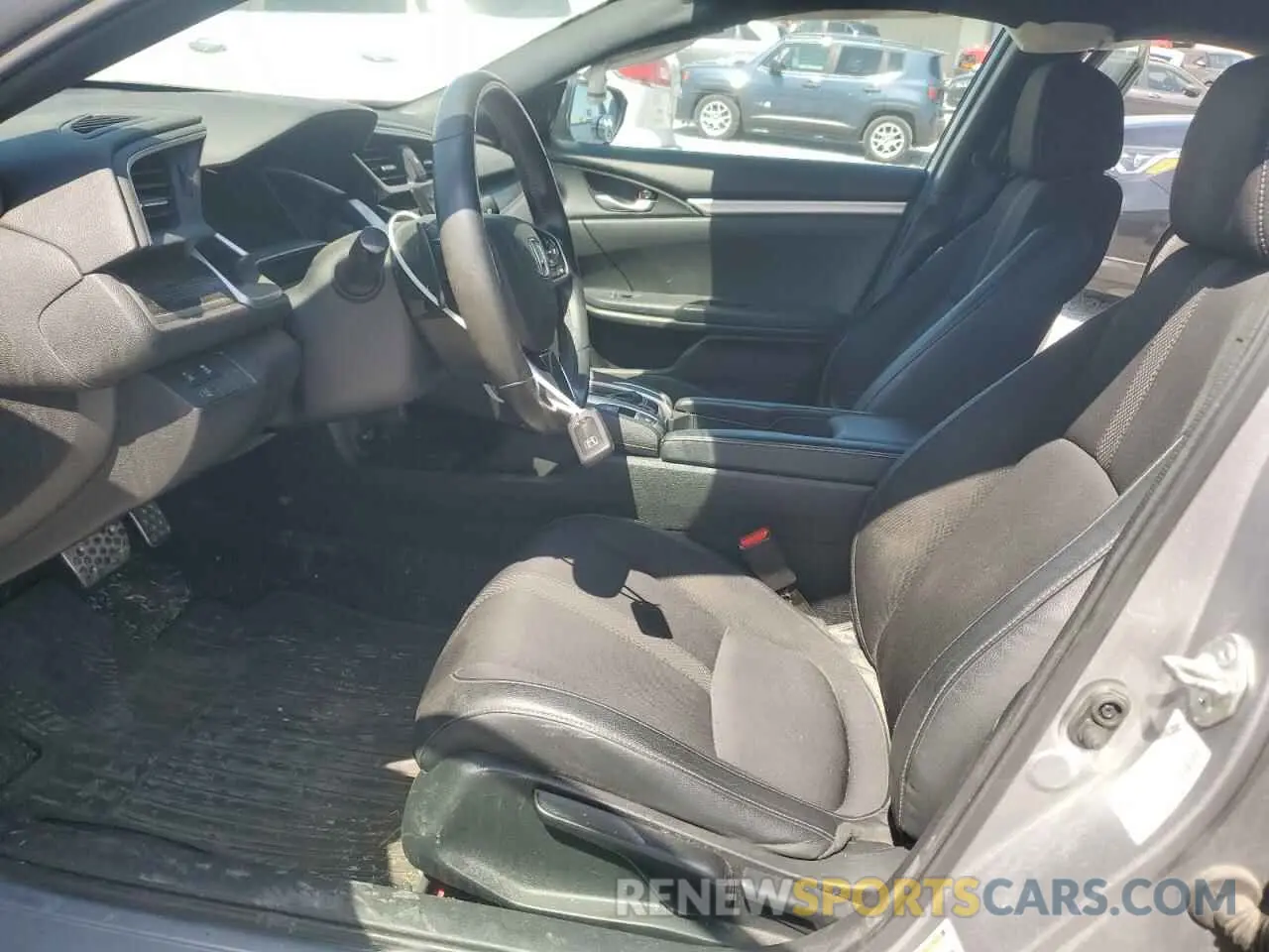 7 Photograph of a damaged car 19XFC2F85LE029368 HONDA CIVIC 2020