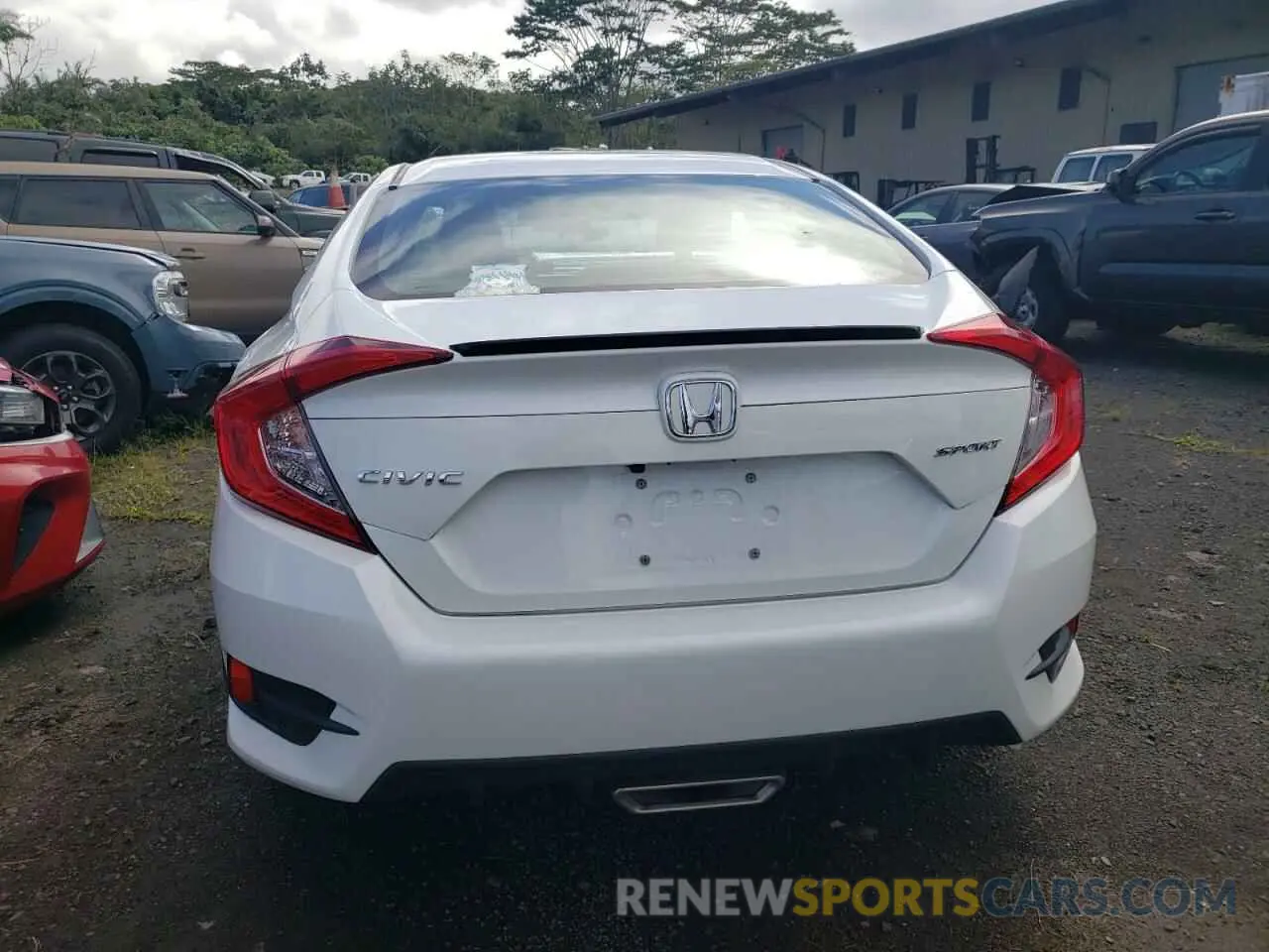 6 Photograph of a damaged car 19XFC2F86LE021215 HONDA CIVIC 2020