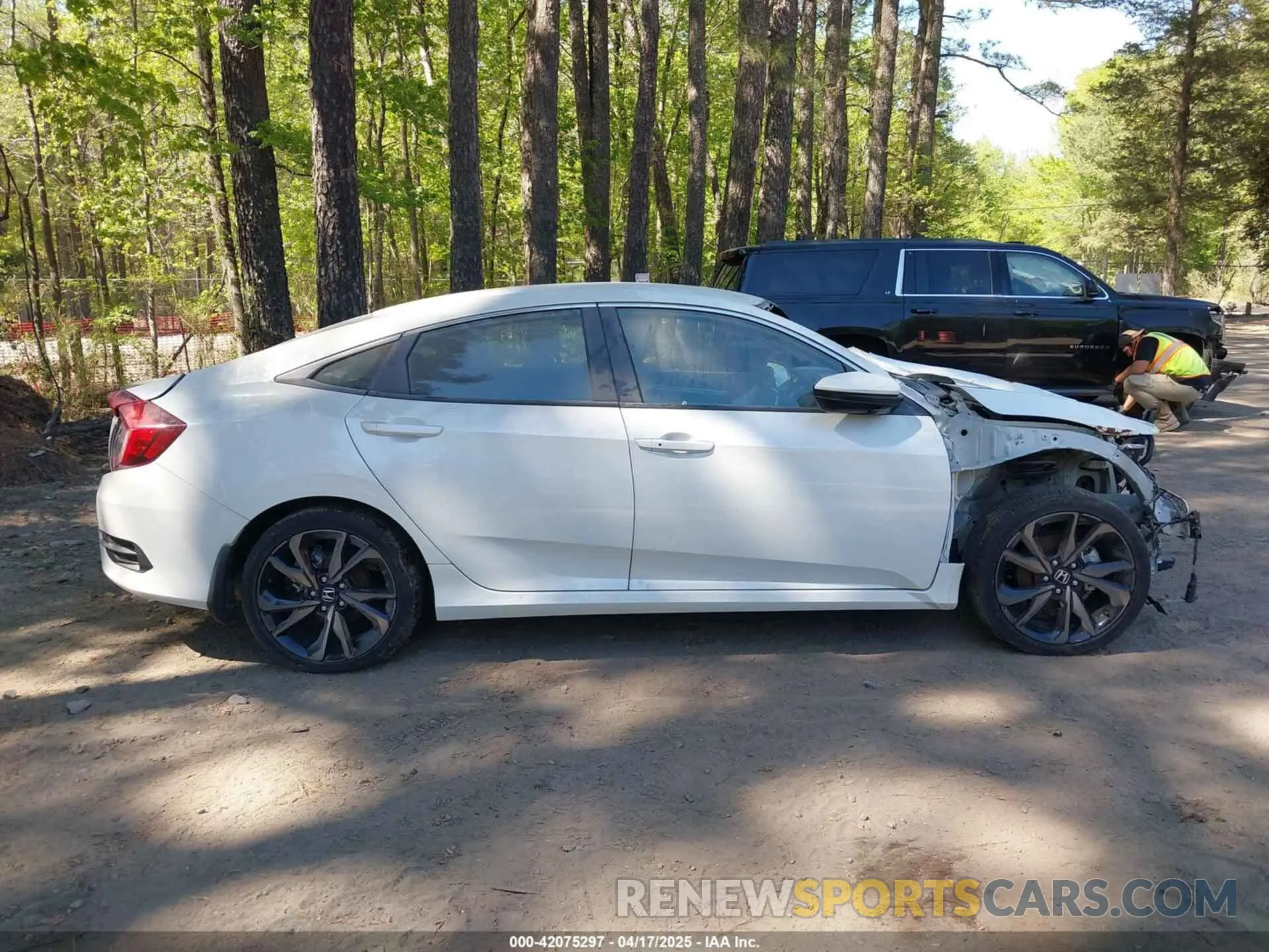 13 Photograph of a damaged car 19XFC2F88LE203238 HONDA CIVIC 2020