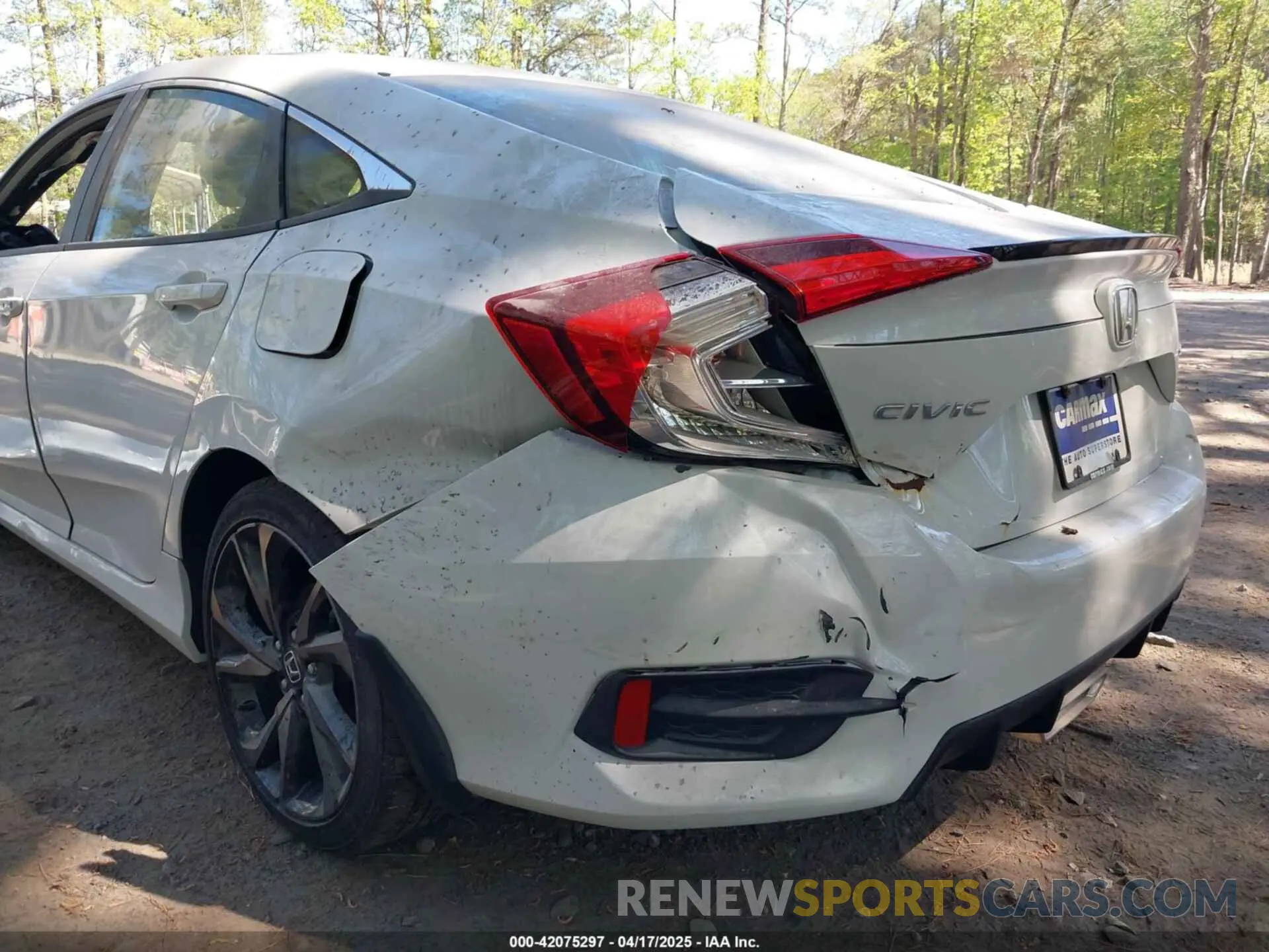 19 Photograph of a damaged car 19XFC2F88LE203238 HONDA CIVIC 2020