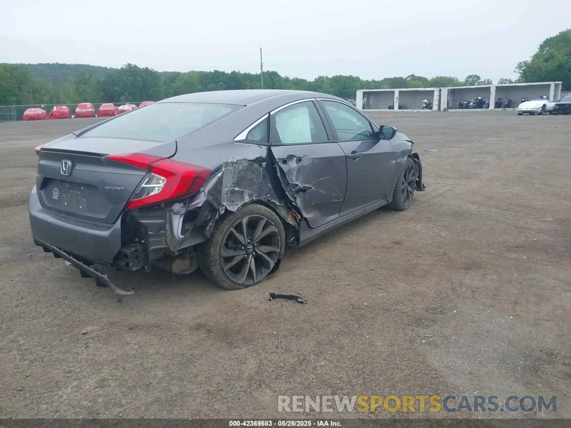 4 Photograph of a damaged car 19XFC2F88LE213607 HONDA CIVIC 2020