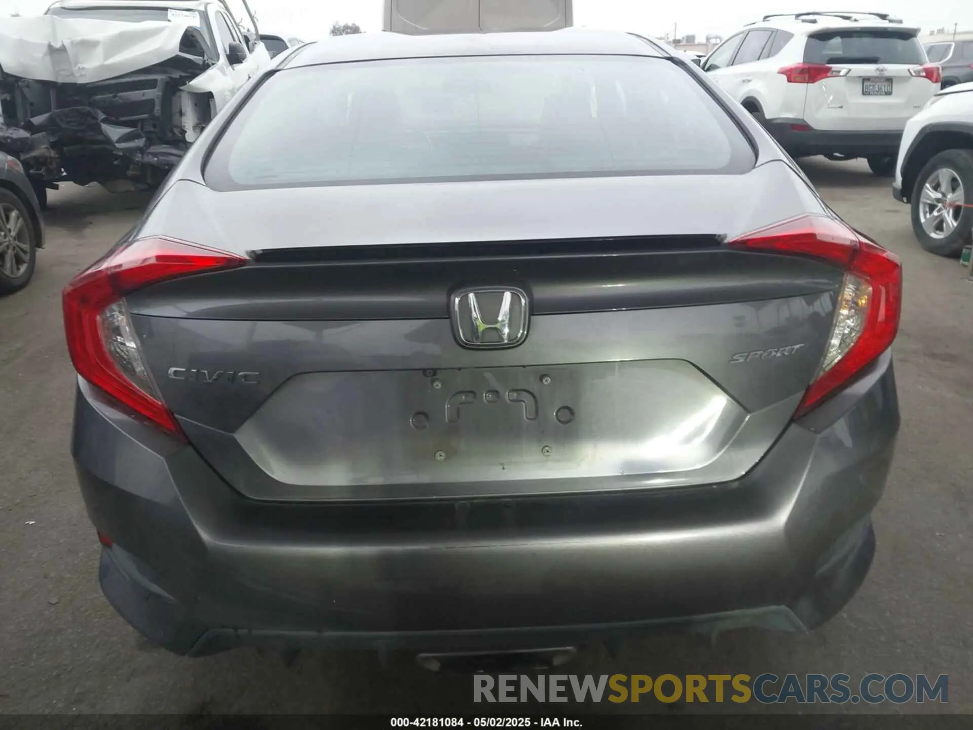 16 Photograph of a damaged car 19XFC2F88LE214479 HONDA CIVIC 2020