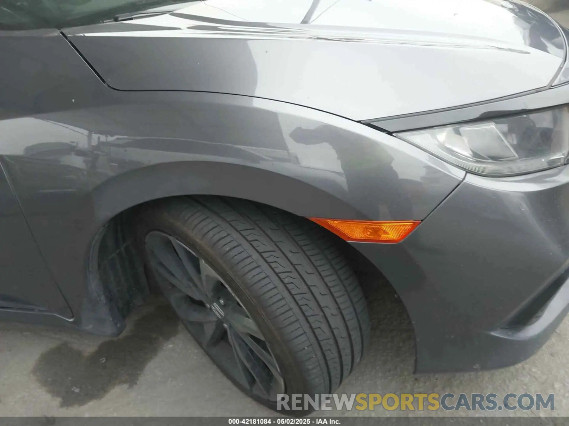 18 Photograph of a damaged car 19XFC2F88LE214479 HONDA CIVIC 2020