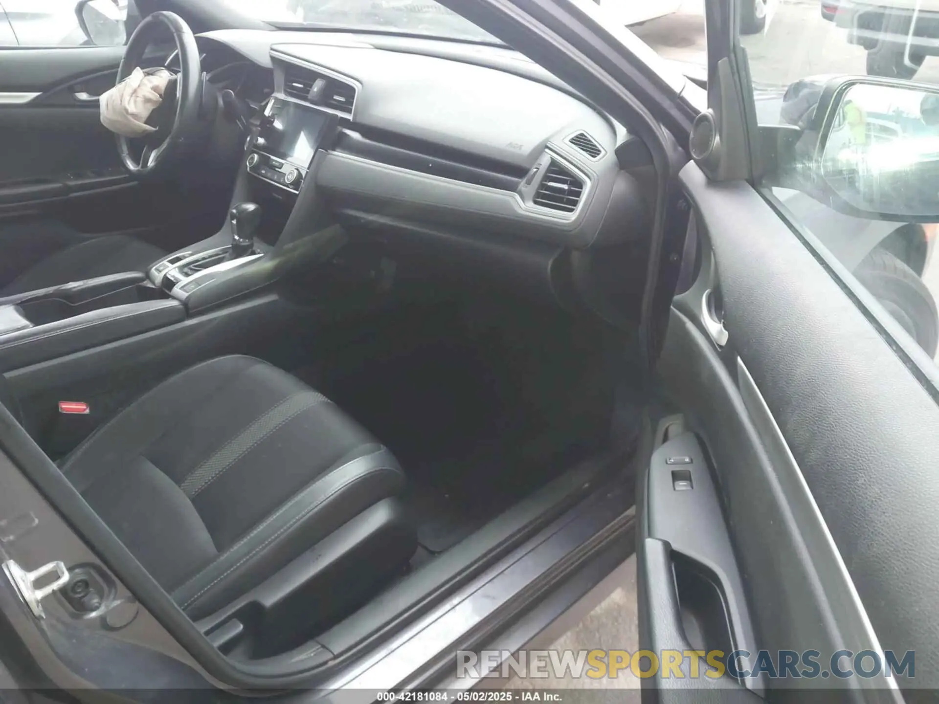 5 Photograph of a damaged car 19XFC2F88LE214479 HONDA CIVIC 2020