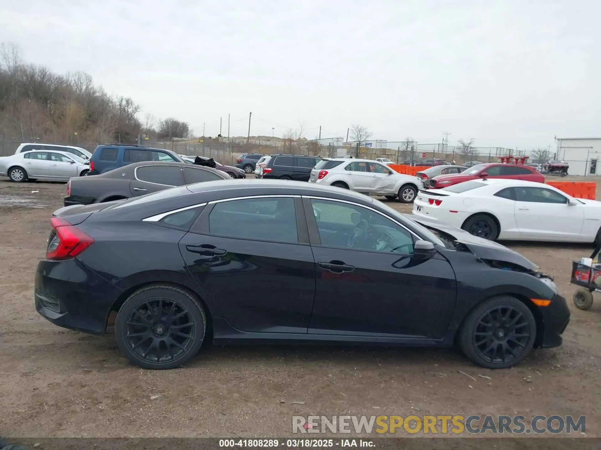 13 Photograph of a damaged car 19XFC2F89LE023377 HONDA CIVIC 2020