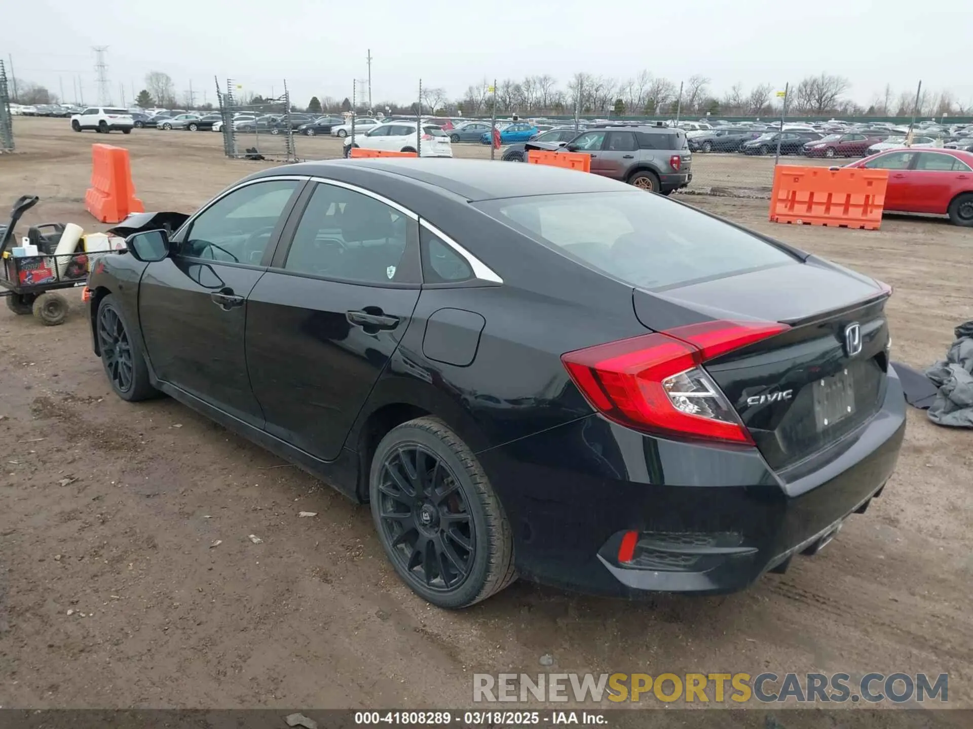 3 Photograph of a damaged car 19XFC2F89LE023377 HONDA CIVIC 2020