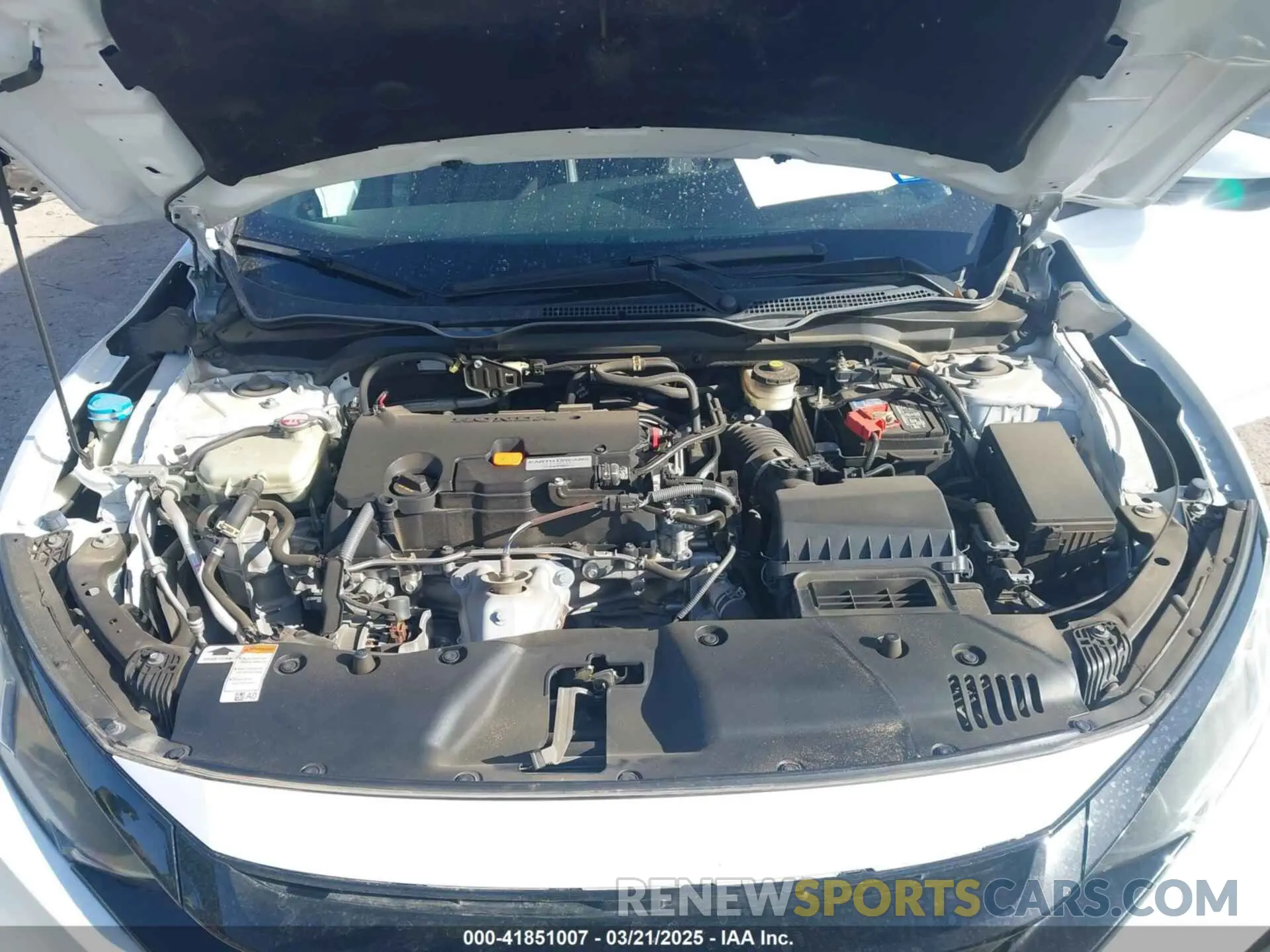 10 Photograph of a damaged car 19XFC2F8XLE016325 HONDA CIVIC 2020