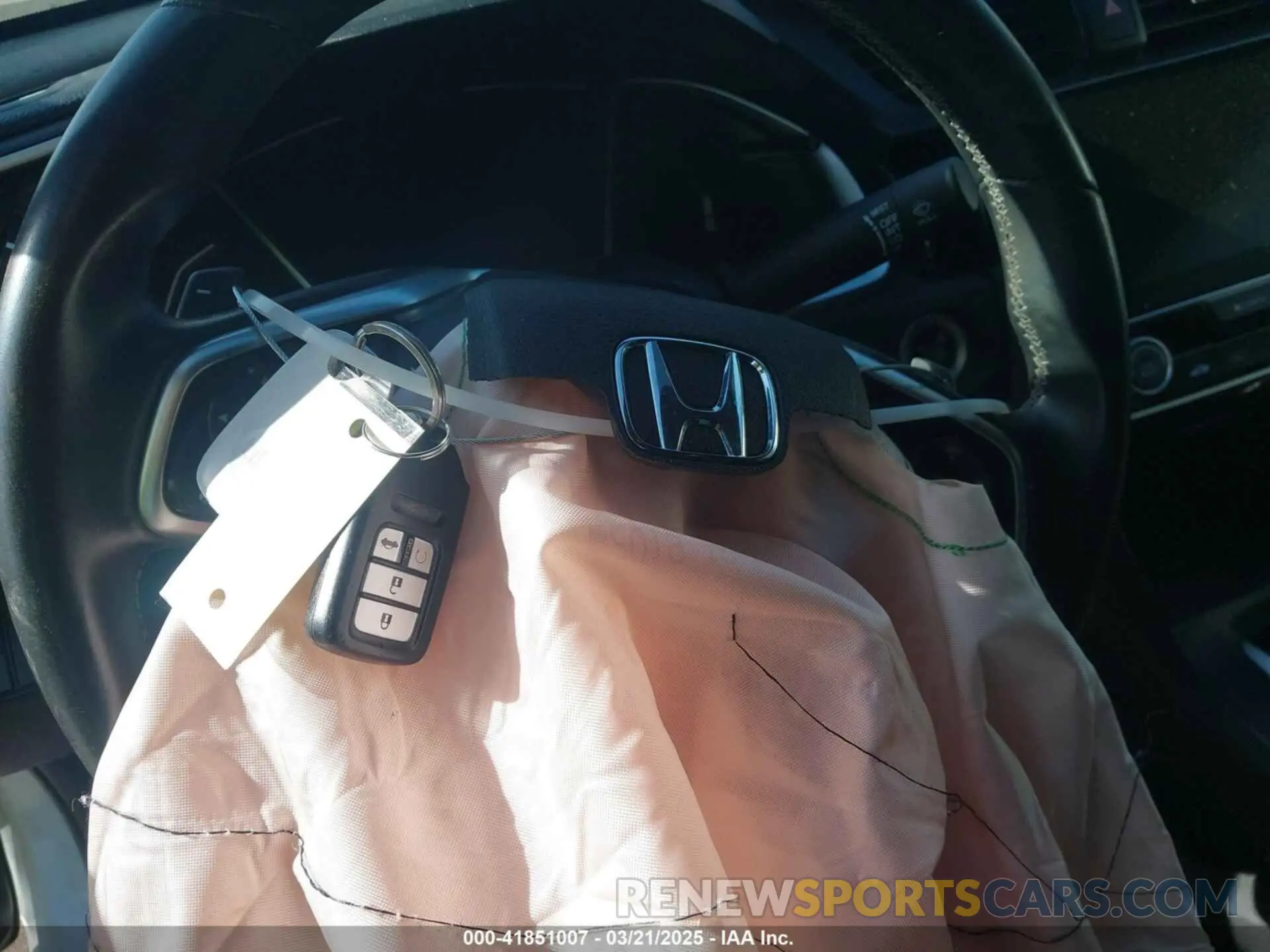 11 Photograph of a damaged car 19XFC2F8XLE016325 HONDA CIVIC 2020