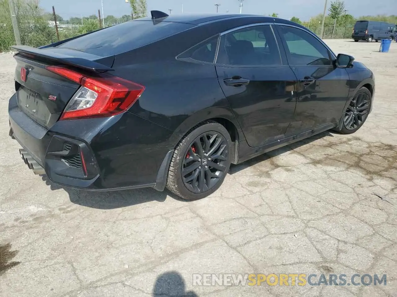 3 Photograph of a damaged car 2HGFC1E56LH700148 HONDA CIVIC 2020