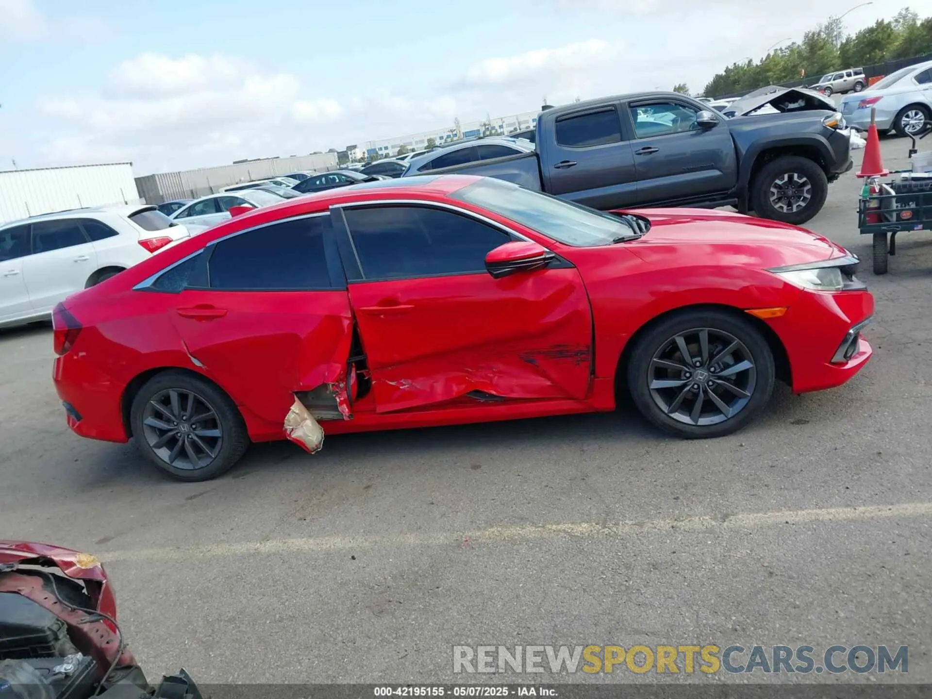 13 Photograph of a damaged car 2HGFC1F31LH682168 HONDA CIVIC 2020
