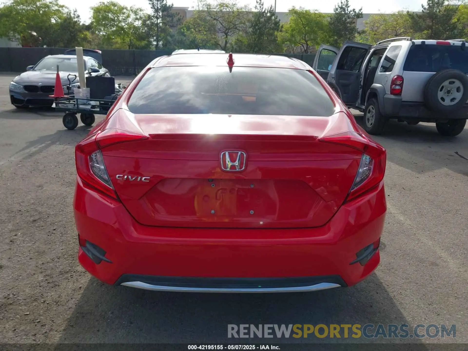 16 Photograph of a damaged car 2HGFC1F31LH682168 HONDA CIVIC 2020