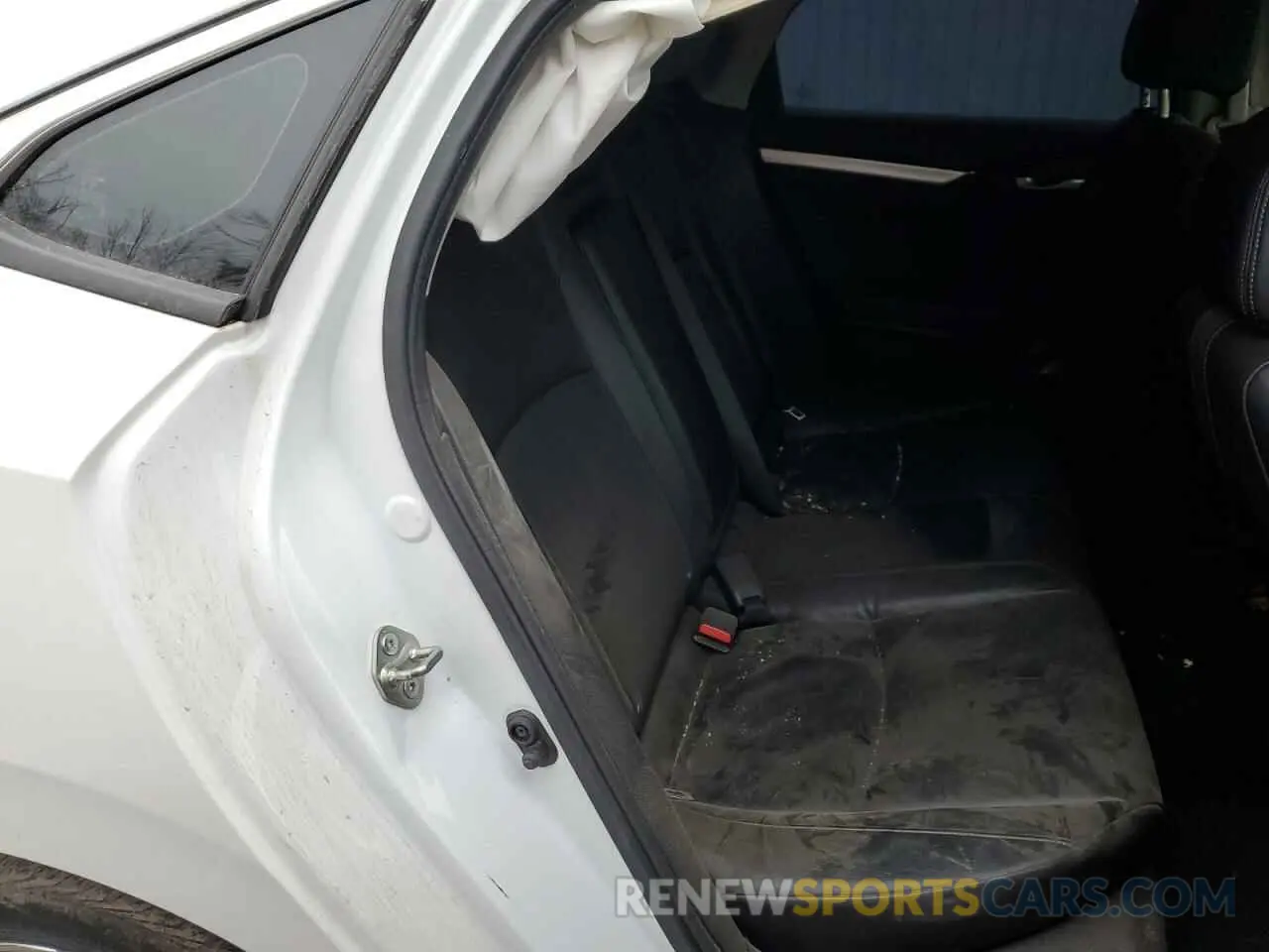 10 Photograph of a damaged car 2HGFC1F90LH105555 HONDA CIVIC 2020