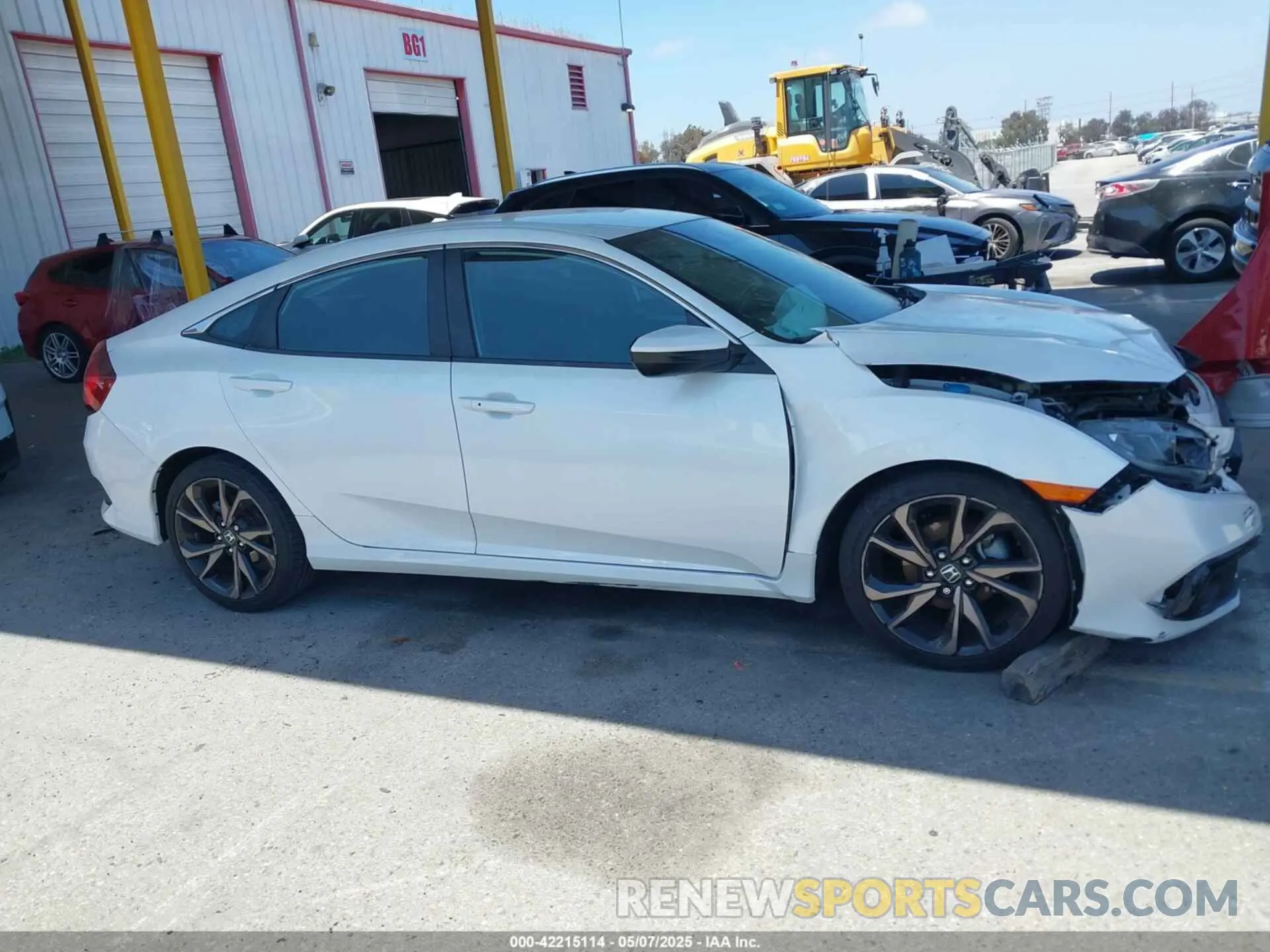 13 Photograph of a damaged car 2HGFC2E80LH523225 HONDA CIVIC 2020