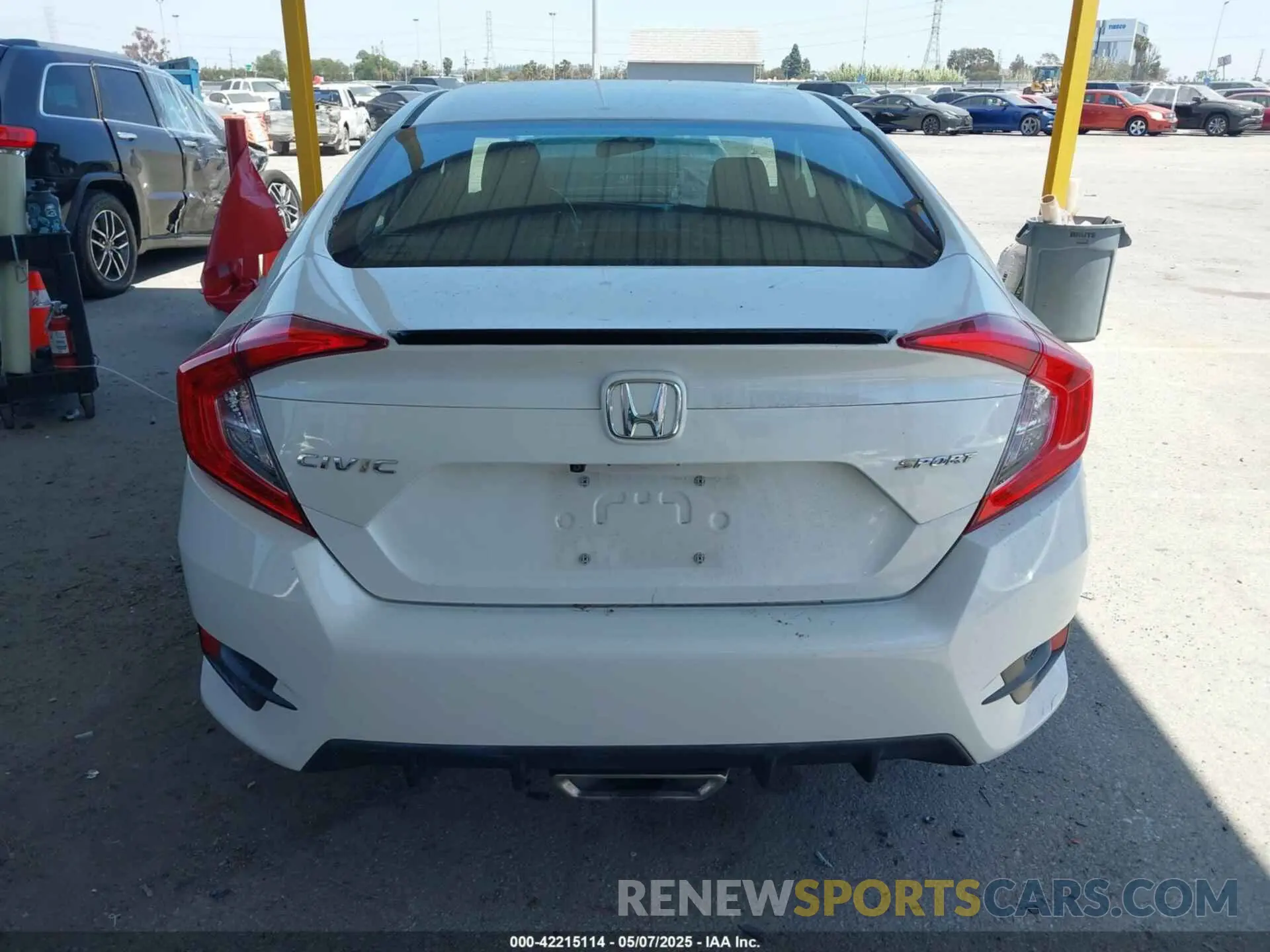 16 Photograph of a damaged car 2HGFC2E80LH523225 HONDA CIVIC 2020