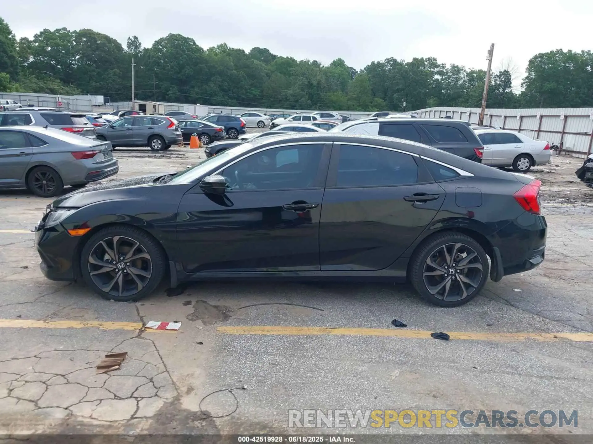 14 Photograph of a damaged car 2HGFC2E84LH535961 HONDA CIVIC 2020