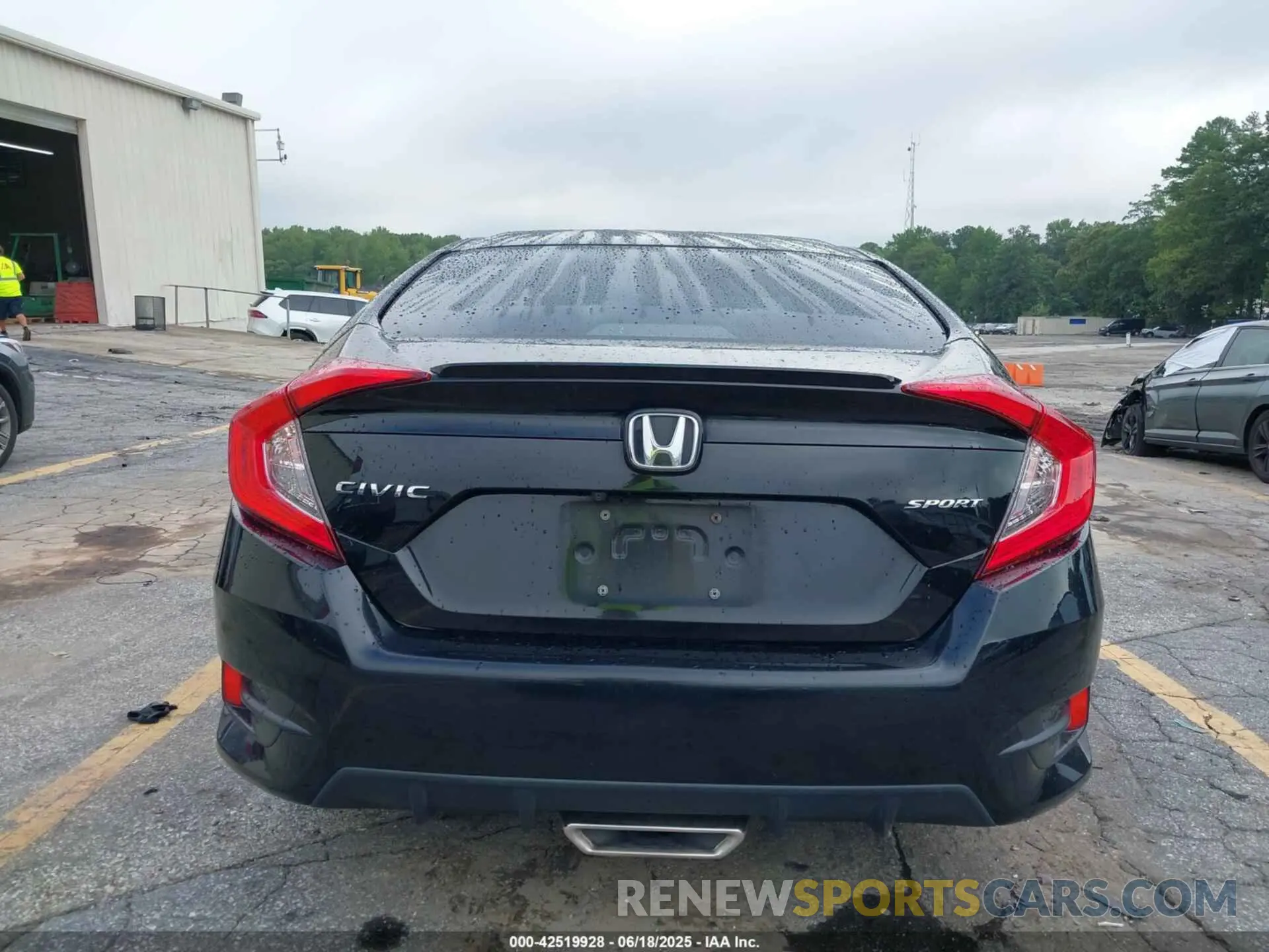 16 Photograph of a damaged car 2HGFC2E84LH535961 HONDA CIVIC 2020