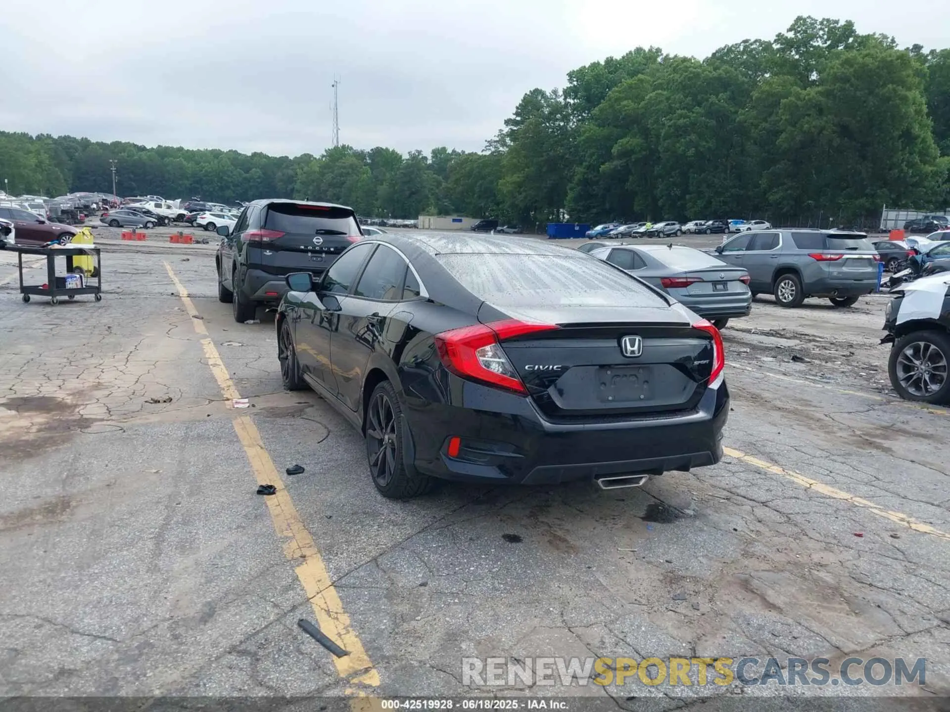 3 Photograph of a damaged car 2HGFC2E84LH535961 HONDA CIVIC 2020