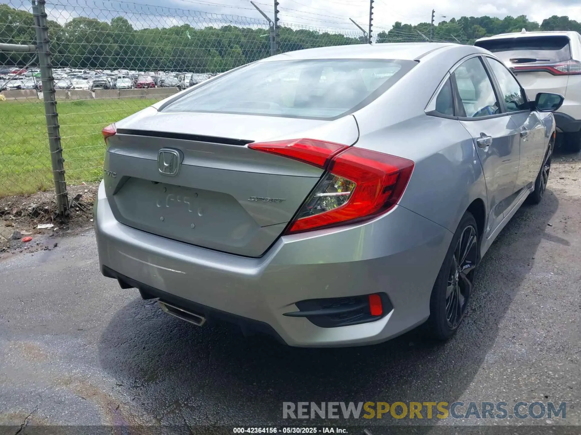 16 Photograph of a damaged car 2HGFC2E89LH559057 HONDA CIVIC 2020