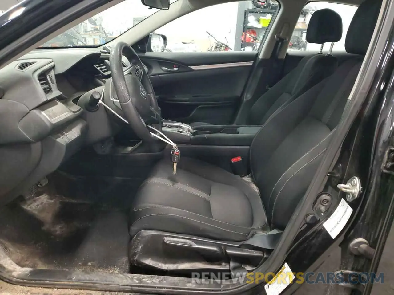 7 Photograph of a damaged car 2HGFC2F54LH004098 HONDA CIVIC 2020