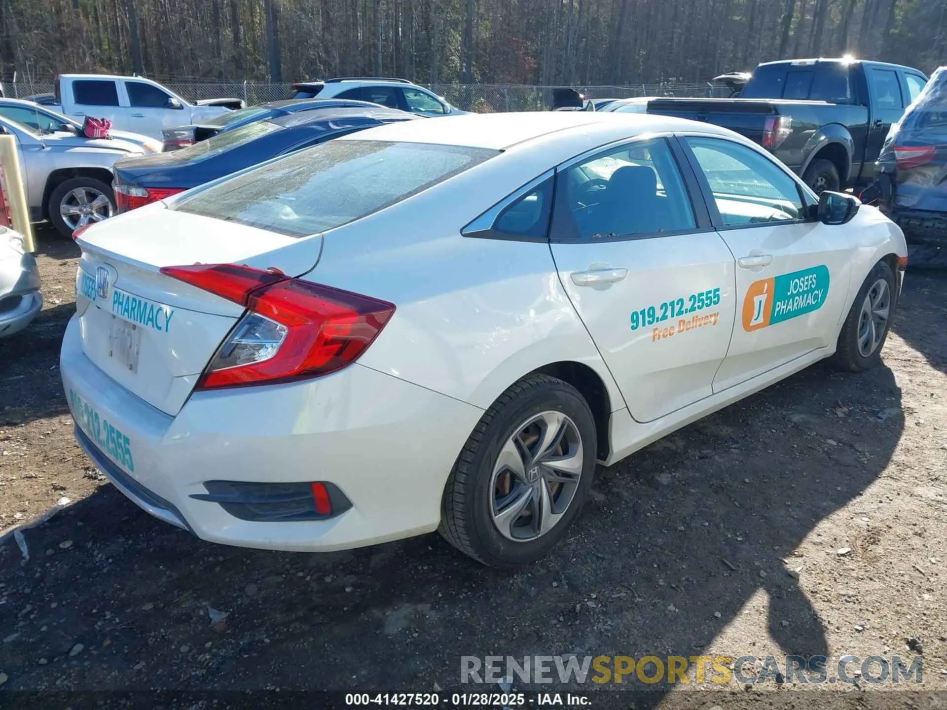 4 Photograph of a damaged car 2HGFC2F60LH509015 HONDA CIVIC 2020