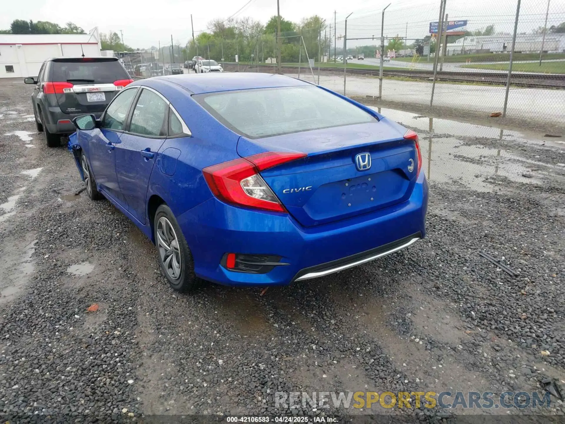 3 Photograph of a damaged car 2HGFC2F60LH548509 HONDA CIVIC 2020