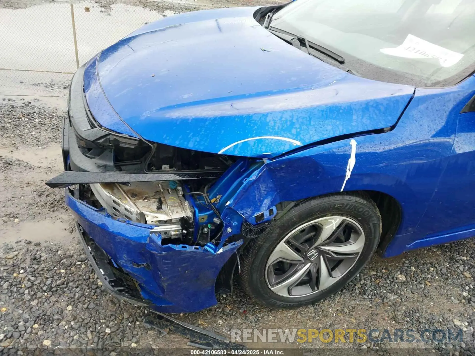 6 Photograph of a damaged car 2HGFC2F60LH548509 HONDA CIVIC 2020
