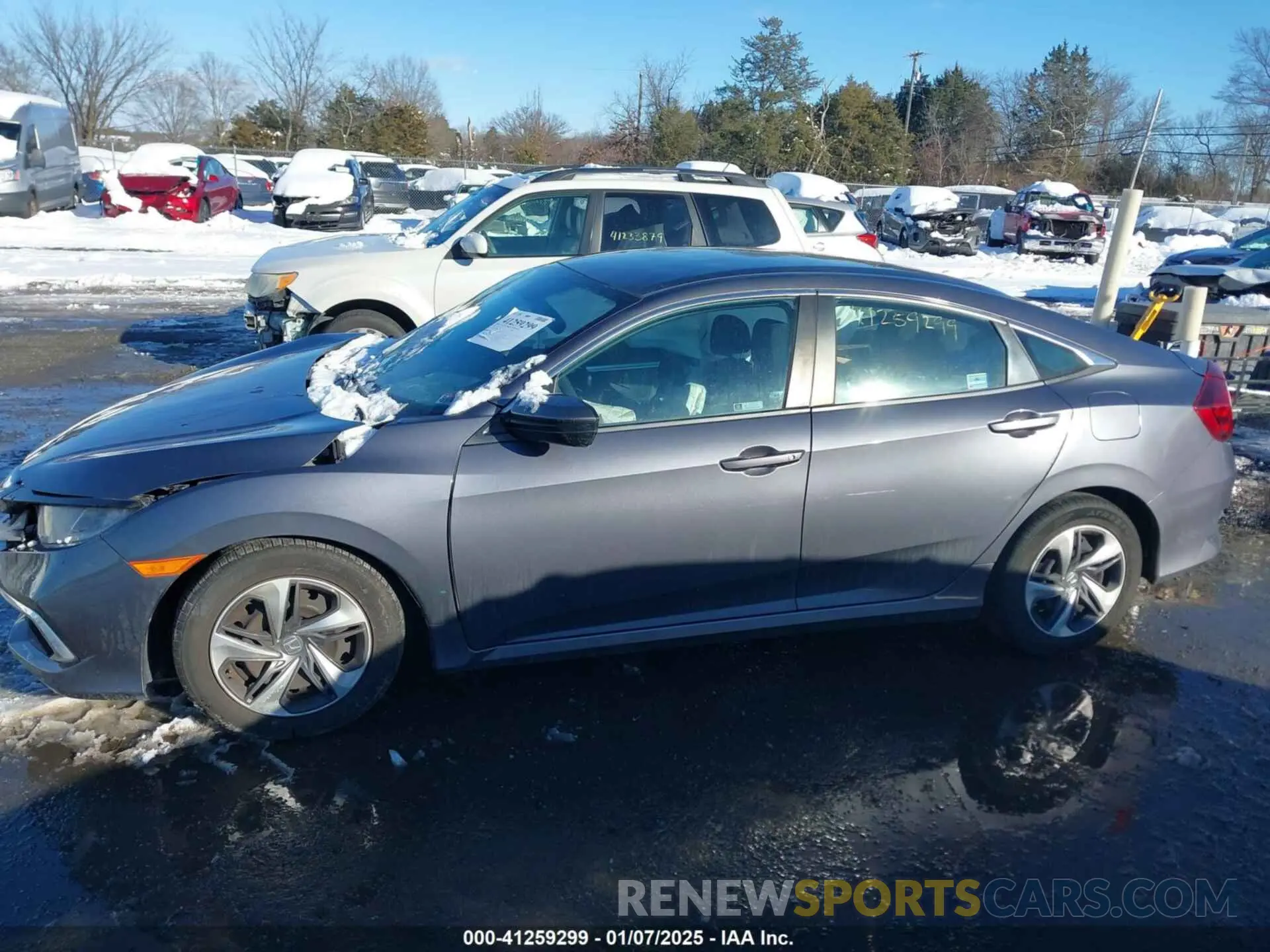 13 Photograph of a damaged car 2HGFC2F60LH569361 HONDA CIVIC 2020