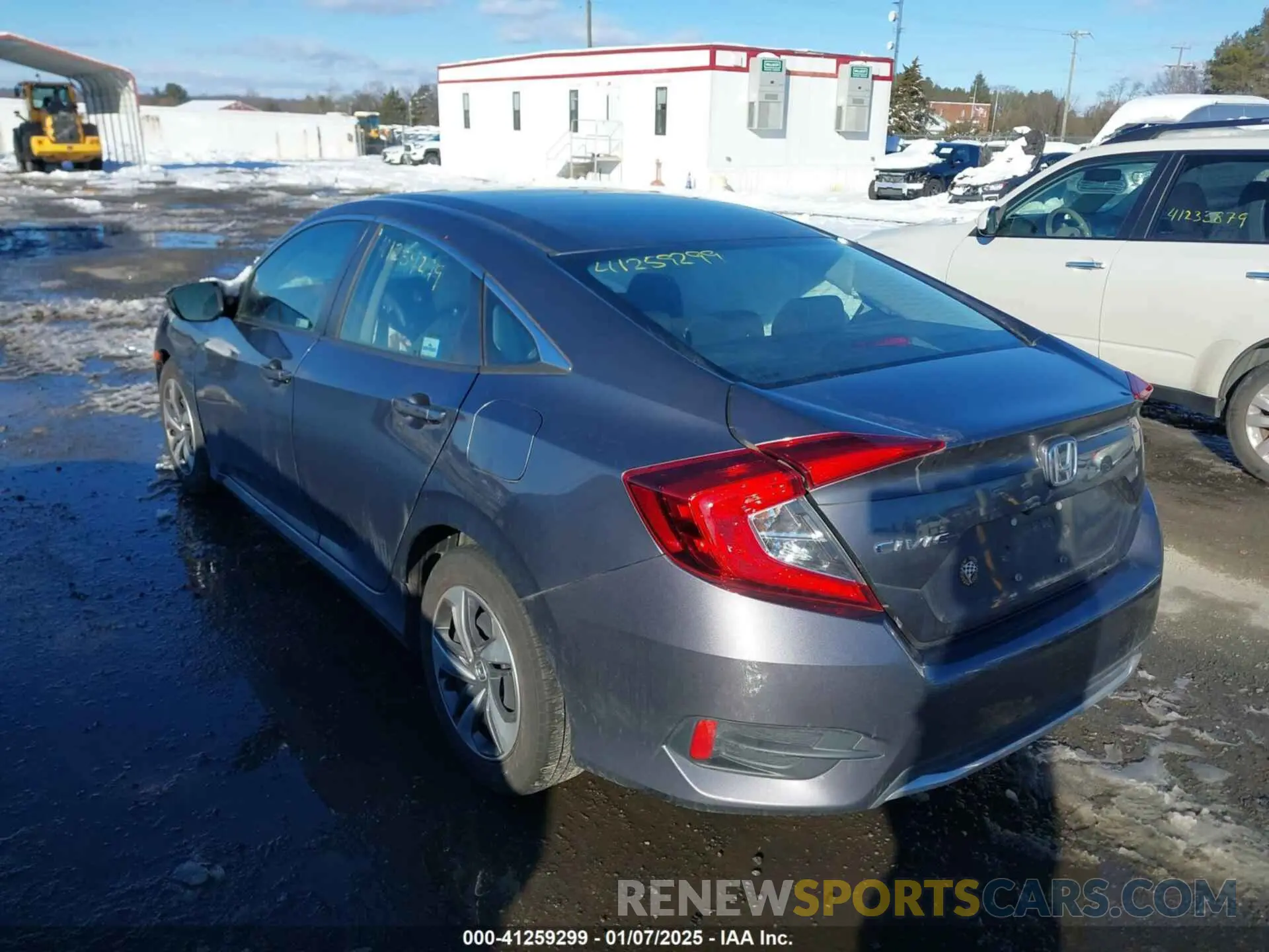 3 Photograph of a damaged car 2HGFC2F60LH569361 HONDA CIVIC 2020