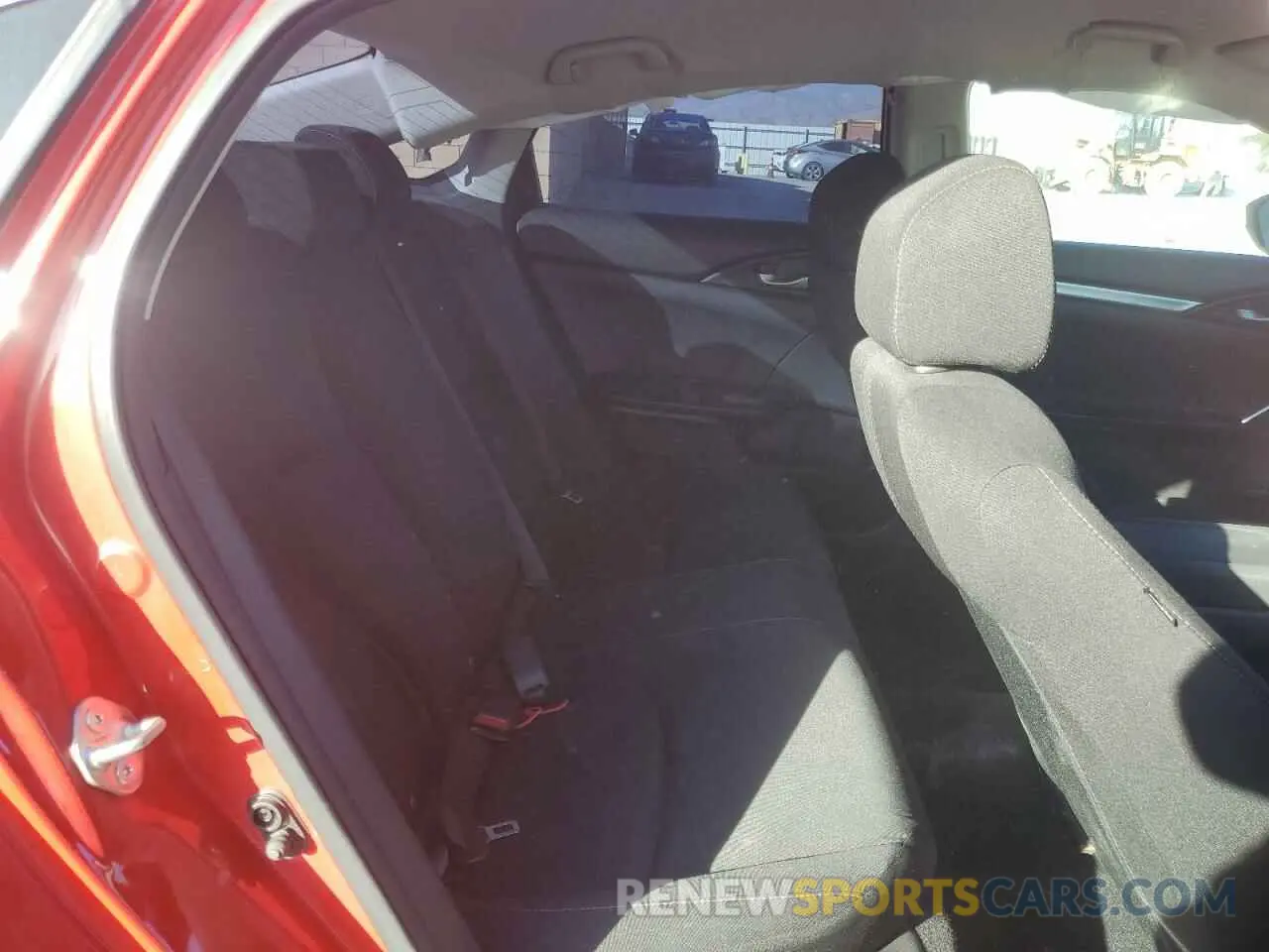 10 Photograph of a damaged car 2HGFC2F61LH557185 HONDA CIVIC 2020