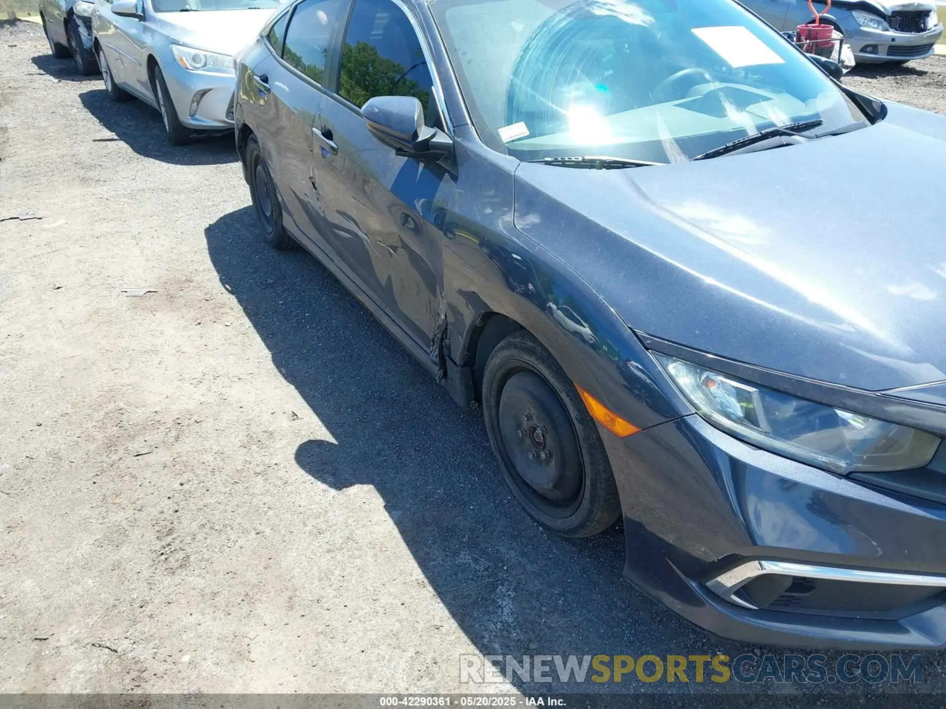 19 Photograph of a damaged car 2HGFC2F61LH567246 HONDA CIVIC 2020