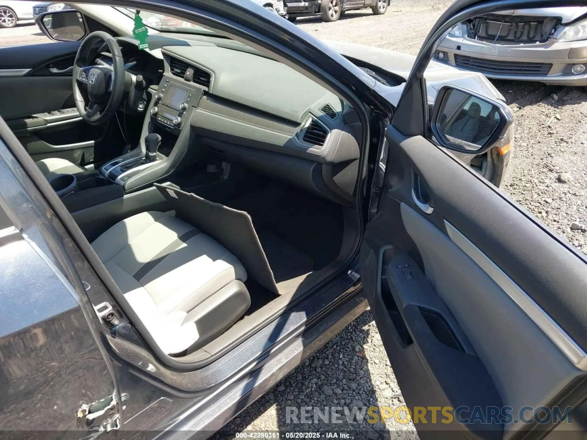 5 Photograph of a damaged car 2HGFC2F61LH567246 HONDA CIVIC 2020