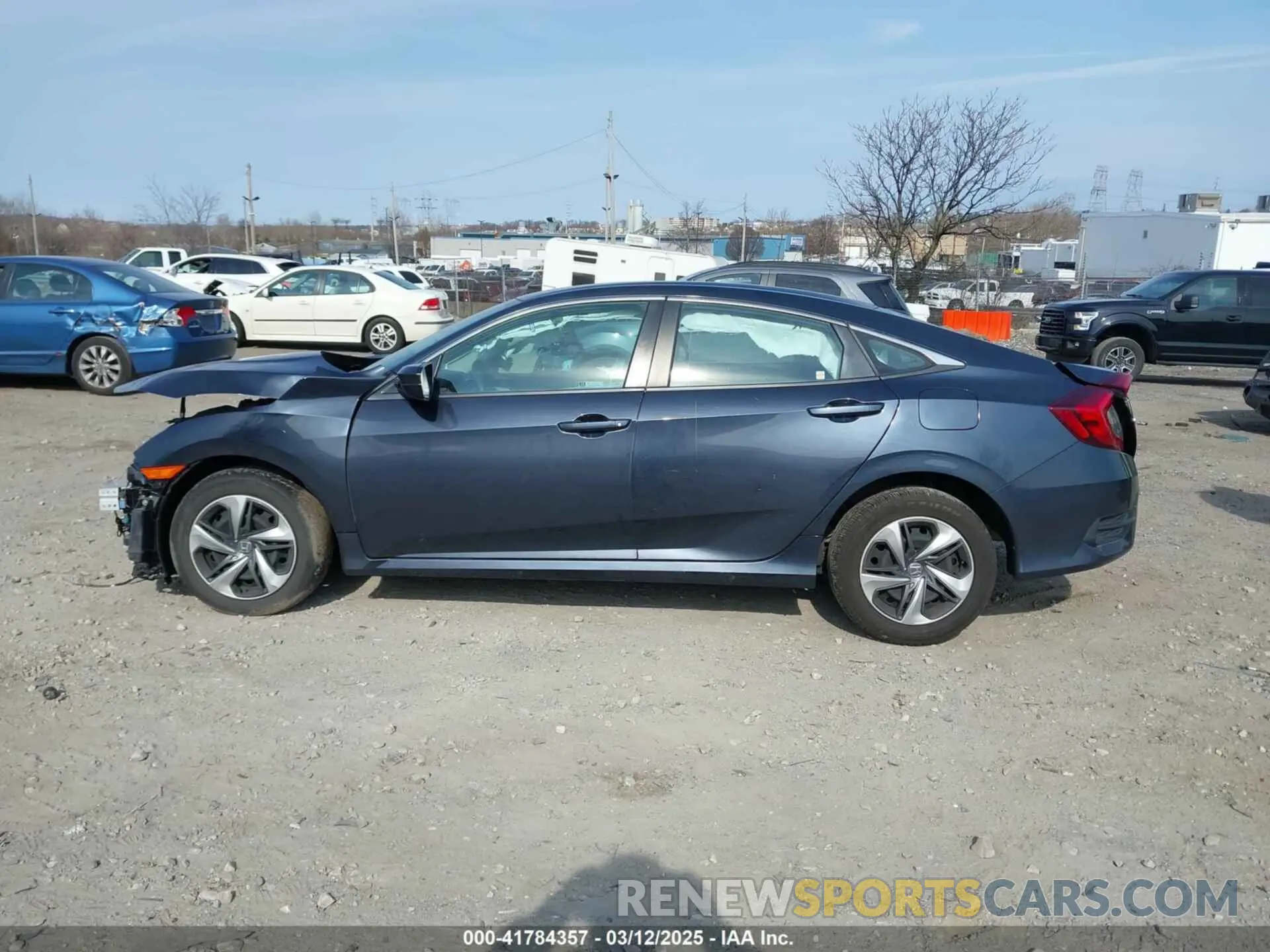 13 Photograph of a damaged car 2HGFC2F61LH570034 HONDA CIVIC 2020