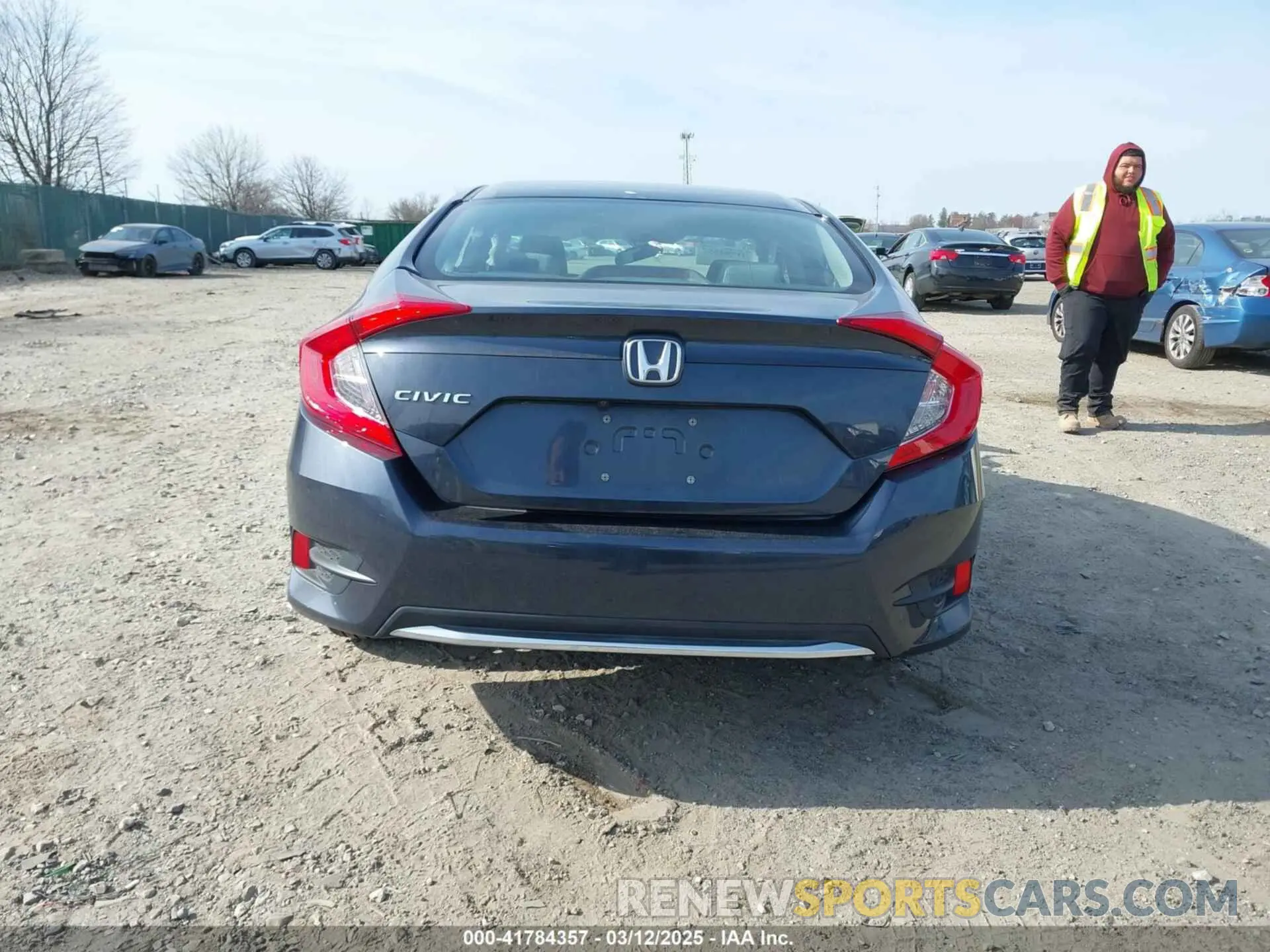 15 Photograph of a damaged car 2HGFC2F61LH570034 HONDA CIVIC 2020