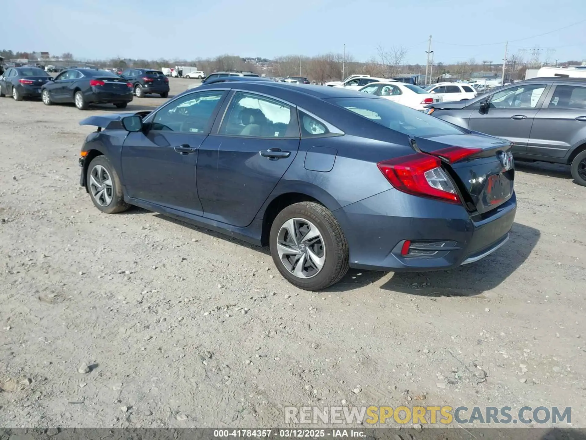 3 Photograph of a damaged car 2HGFC2F61LH570034 HONDA CIVIC 2020