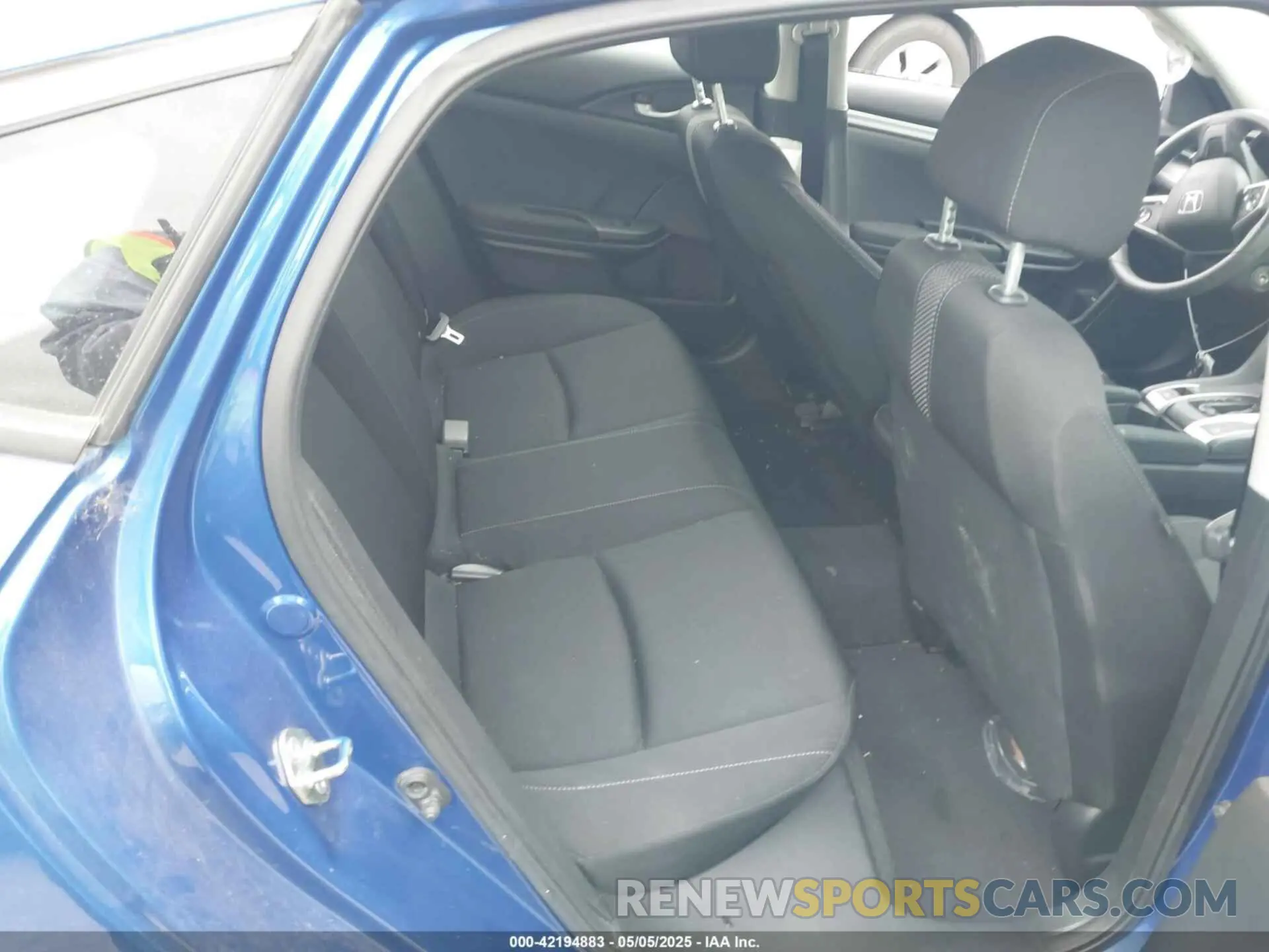 8 Photograph of a damaged car 2HGFC2F62LH547118 HONDA CIVIC 2020