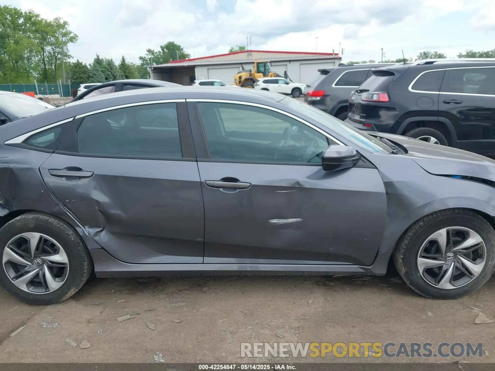 13 Photograph of a damaged car 2HGFC2F62LH547412 HONDA CIVIC 2020