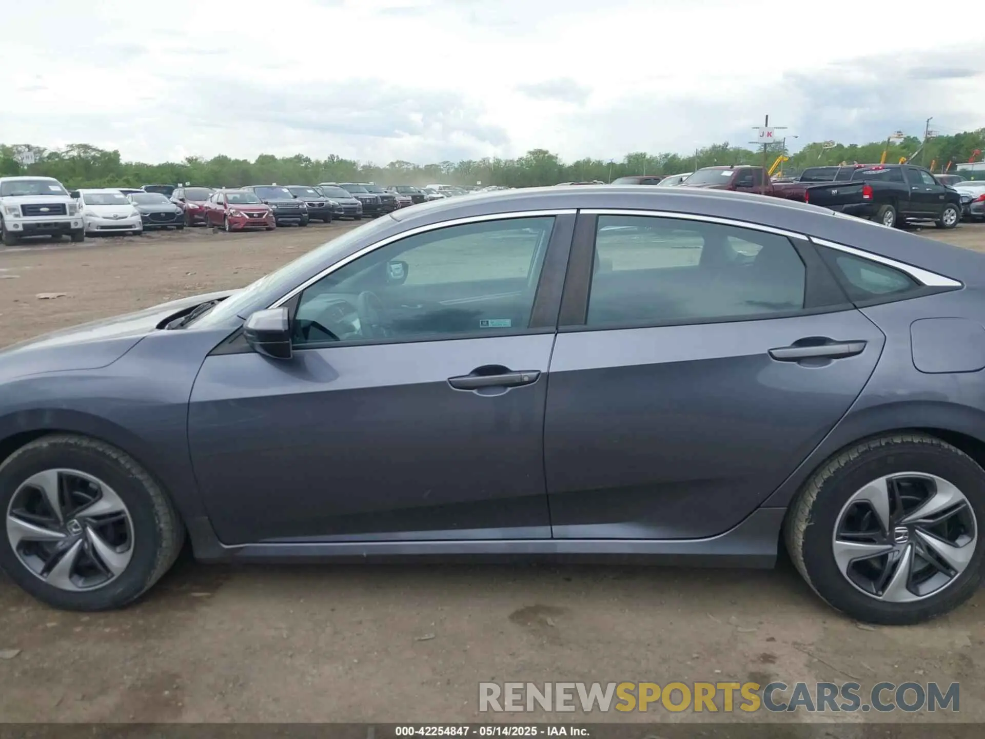 14 Photograph of a damaged car 2HGFC2F62LH547412 HONDA CIVIC 2020