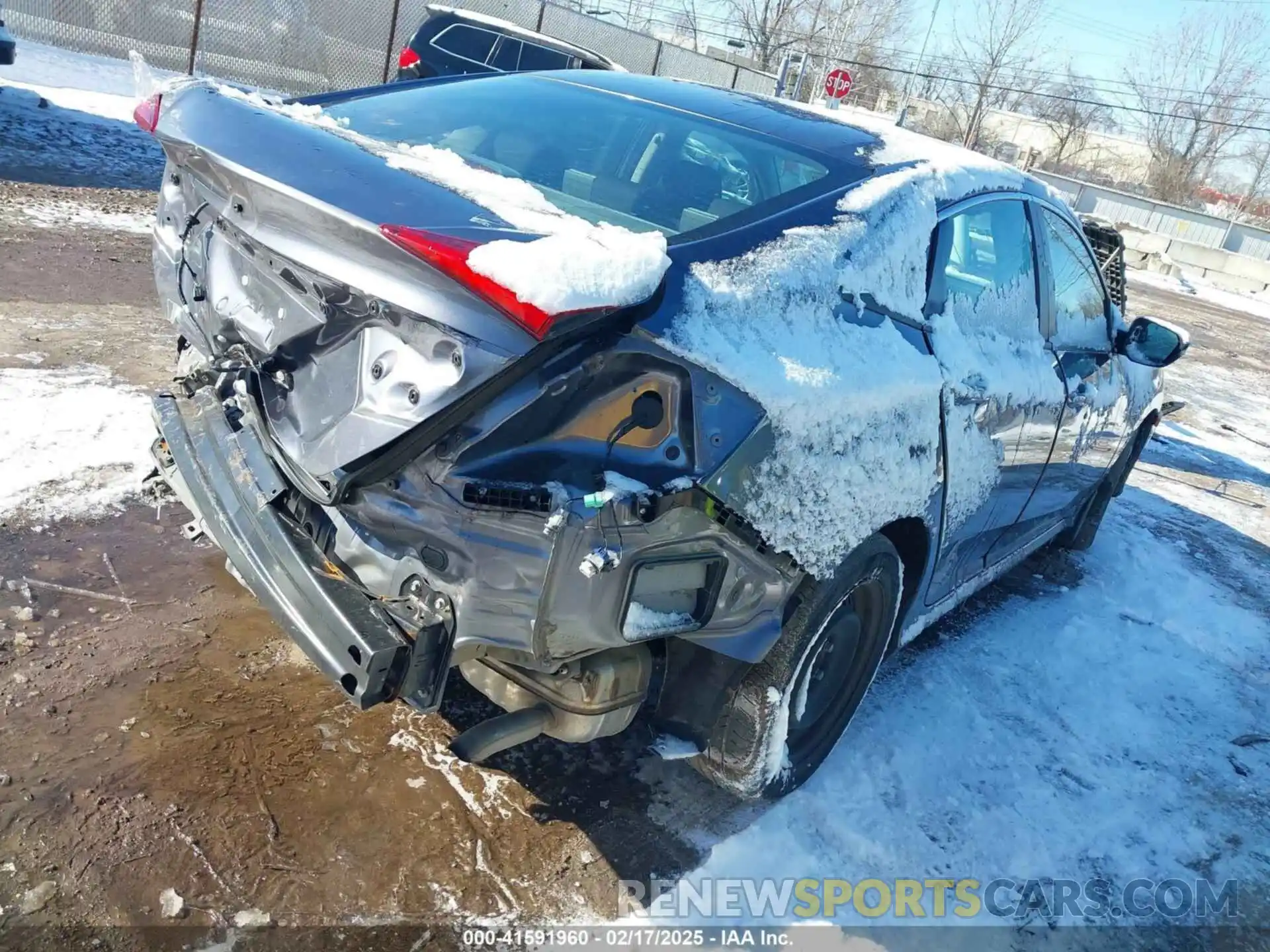 4 Photograph of a damaged car 2HGFC2F62LH550584 HONDA CIVIC 2020